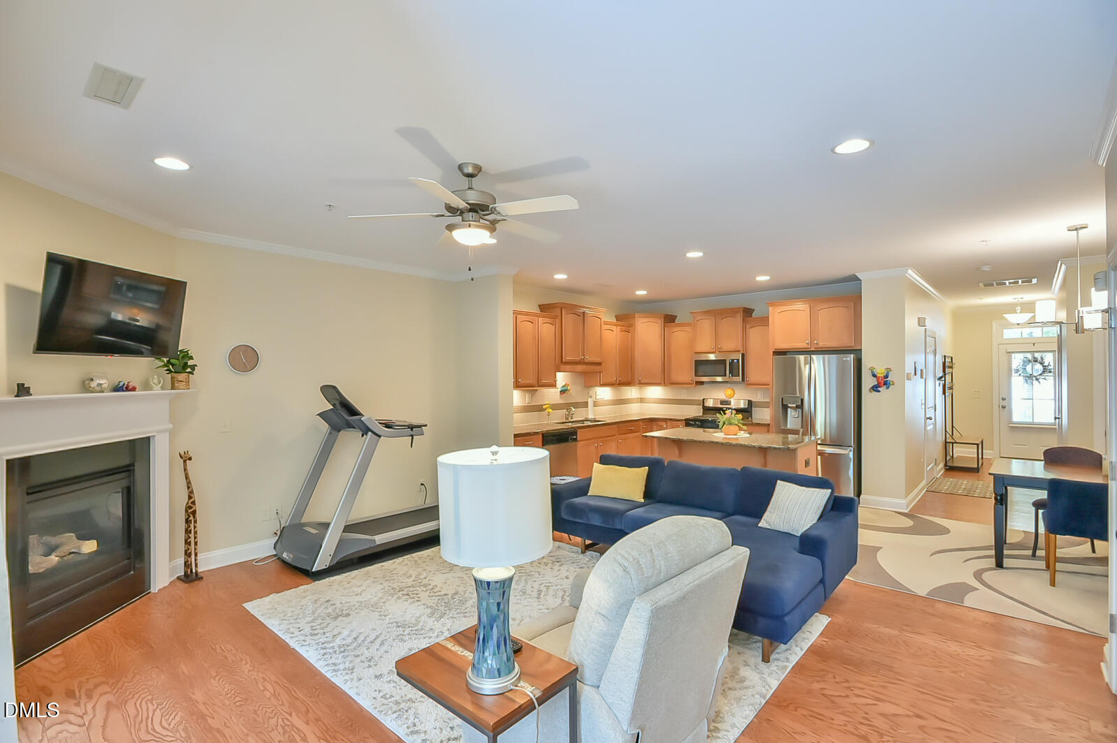 main property photo 7