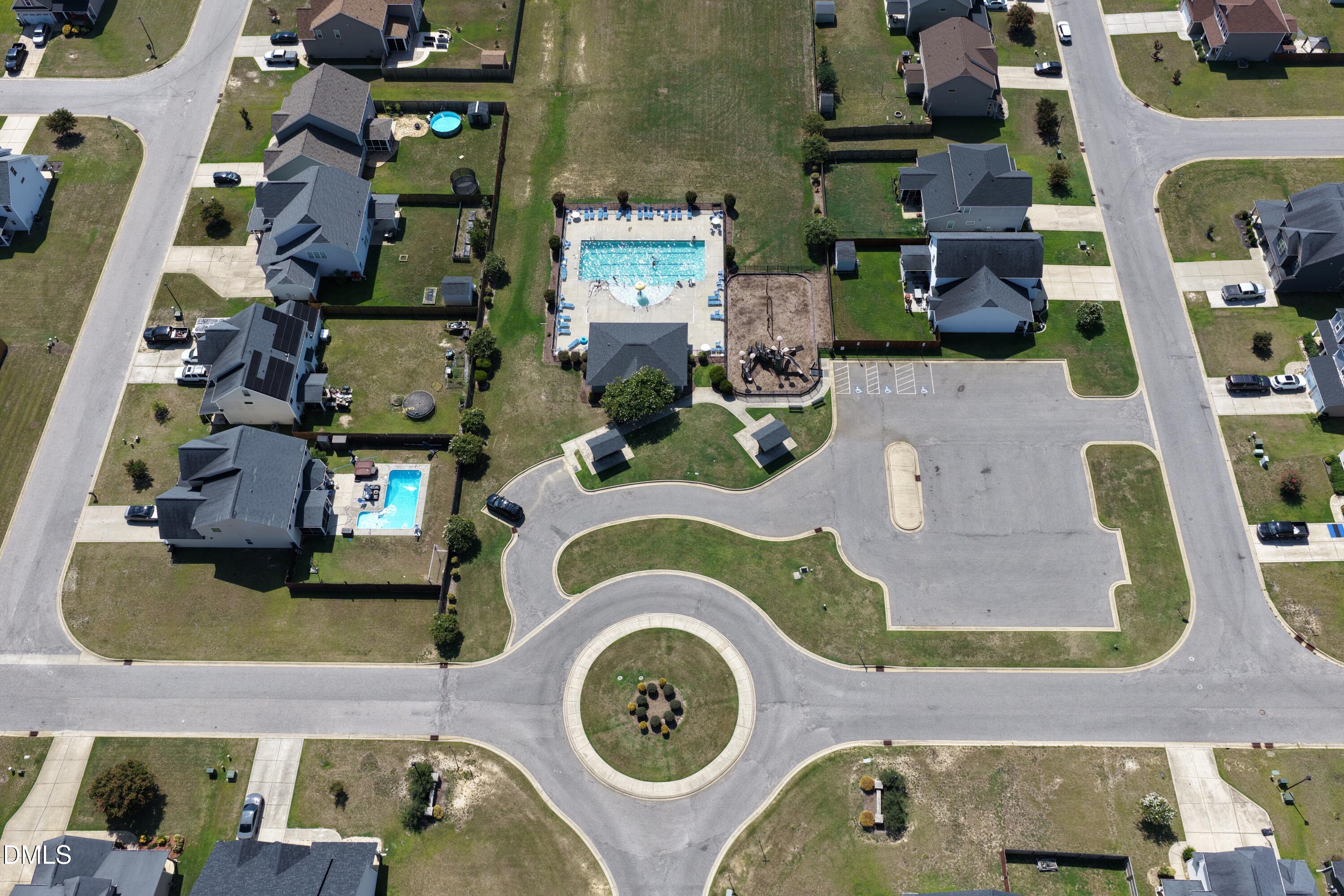 main property photo 31