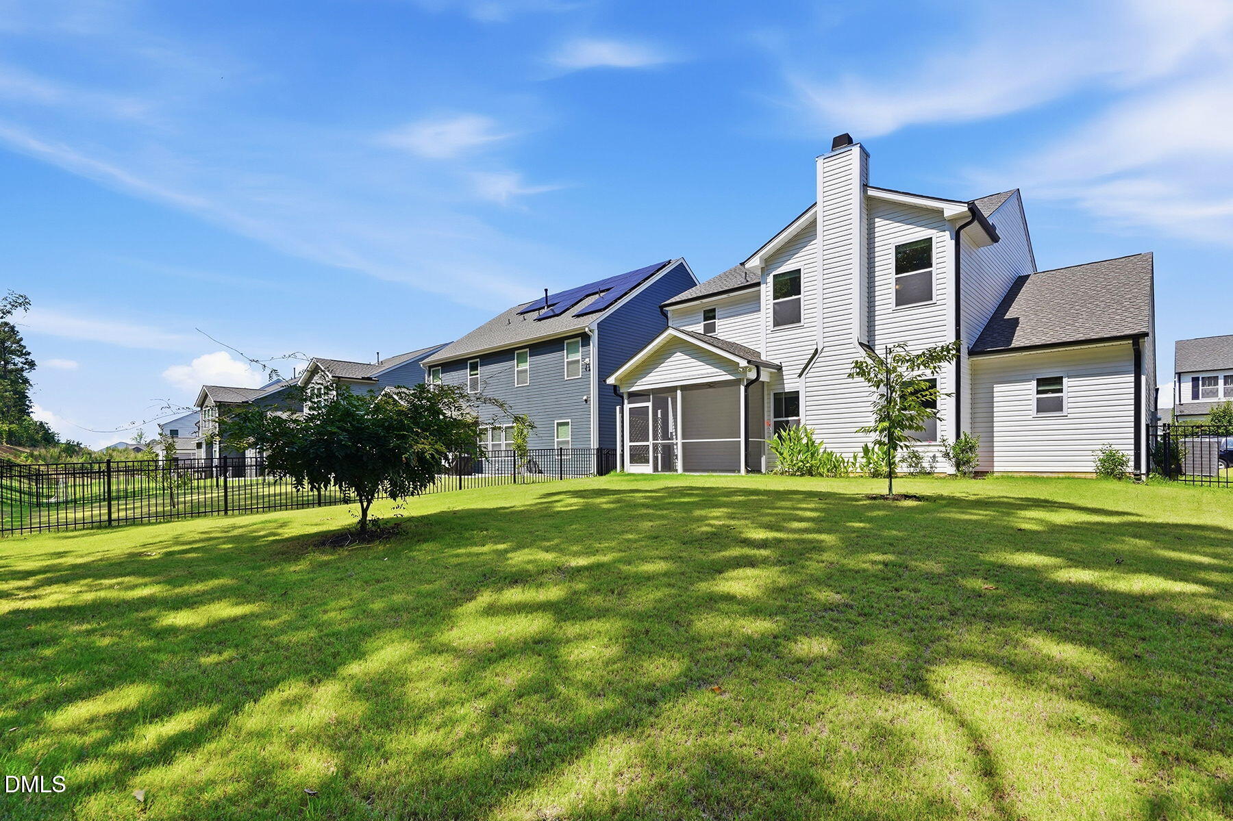 main property photo 30