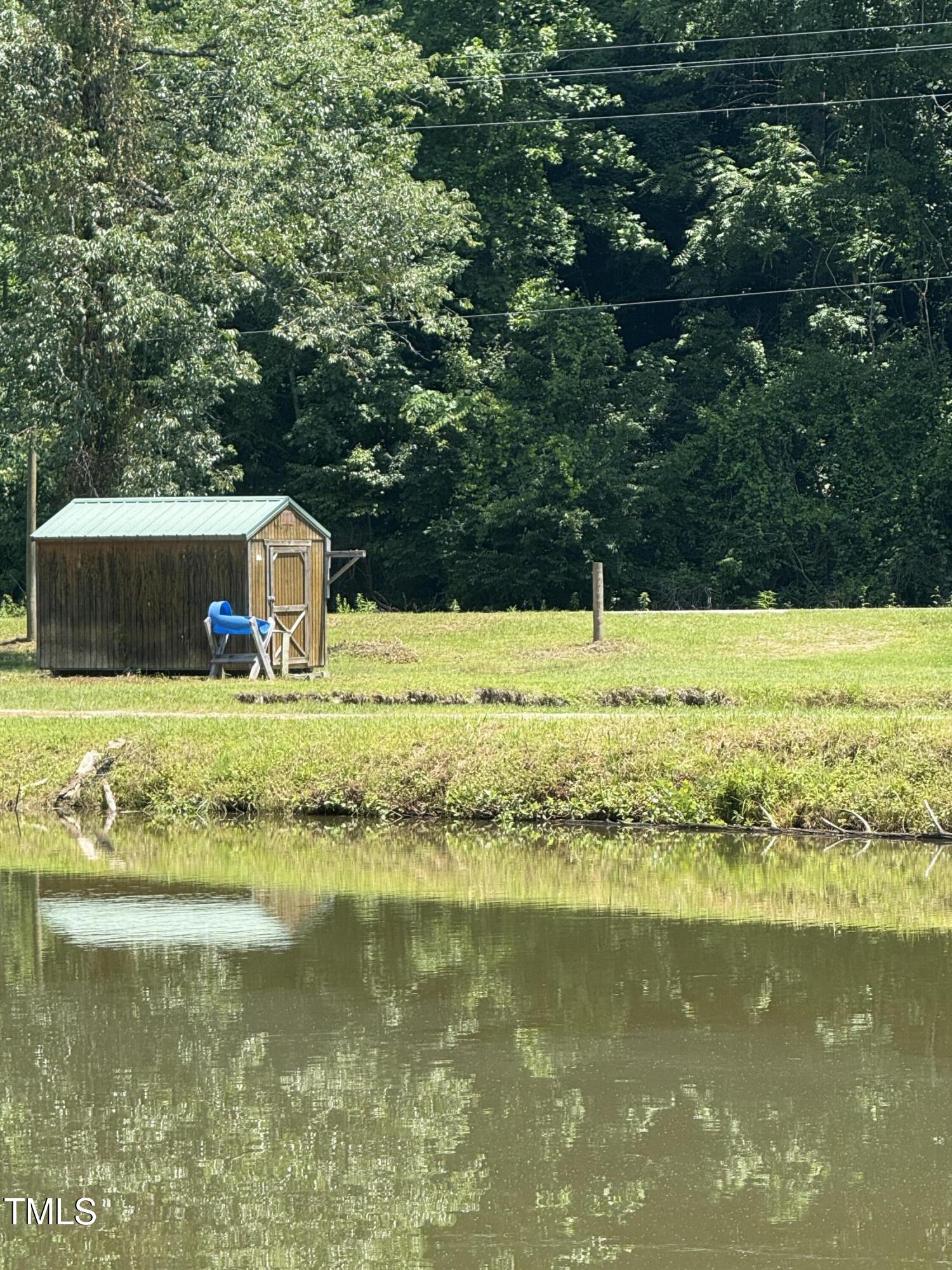 main property photo 4