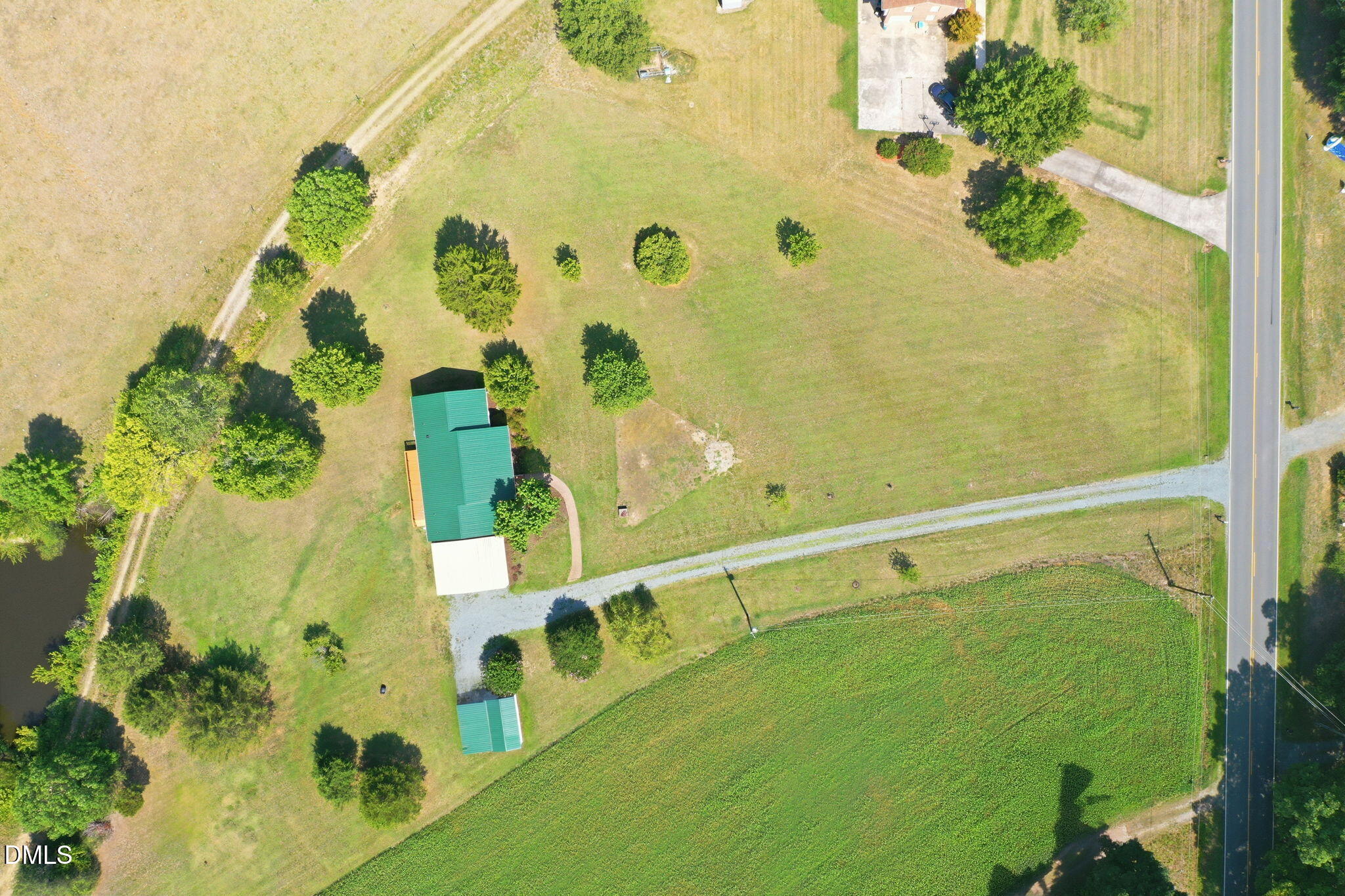 main property photo 34