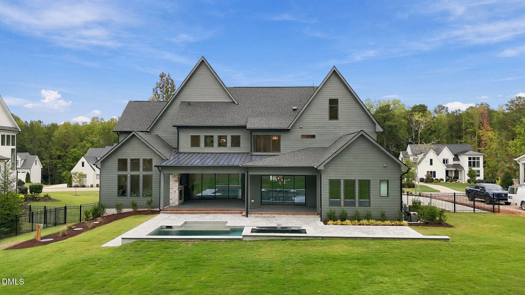 main property photo 34