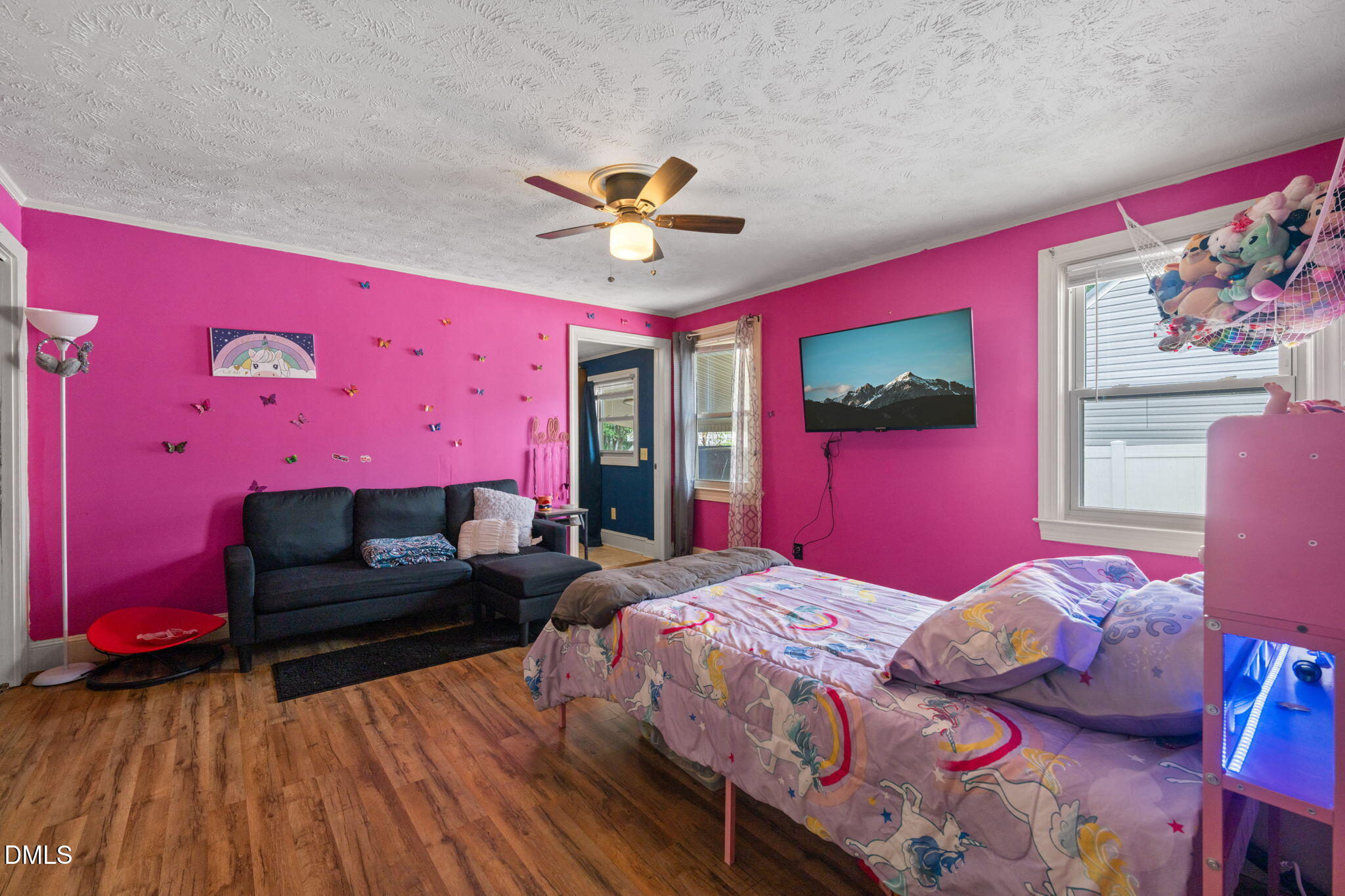 main property photo 25