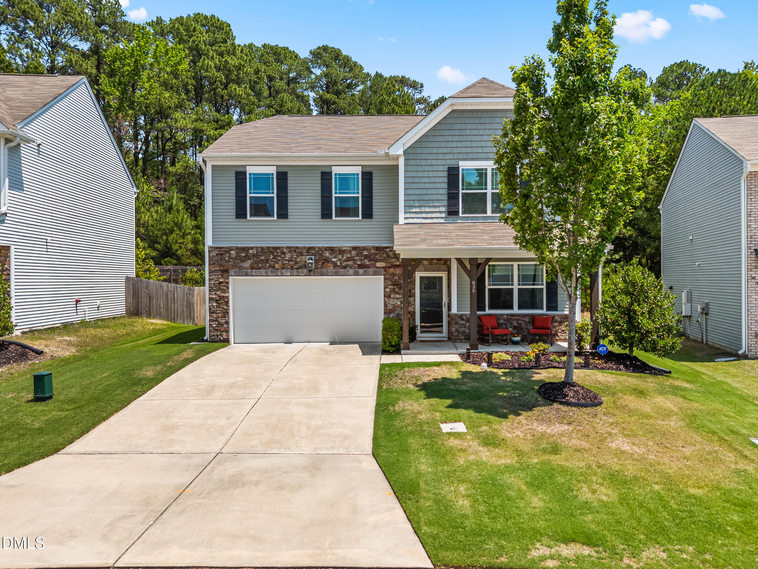 main property photo 12