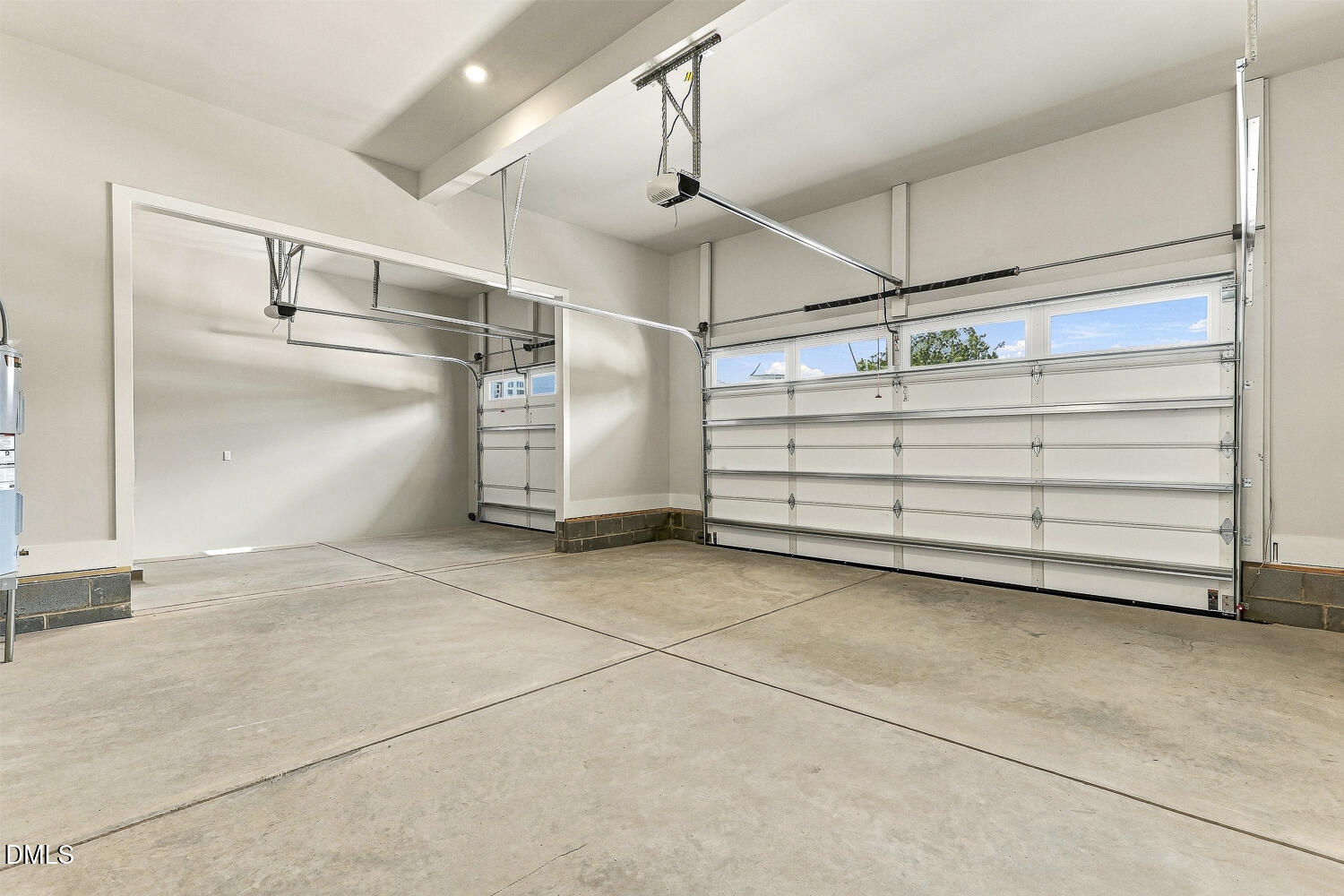 main property photo 75