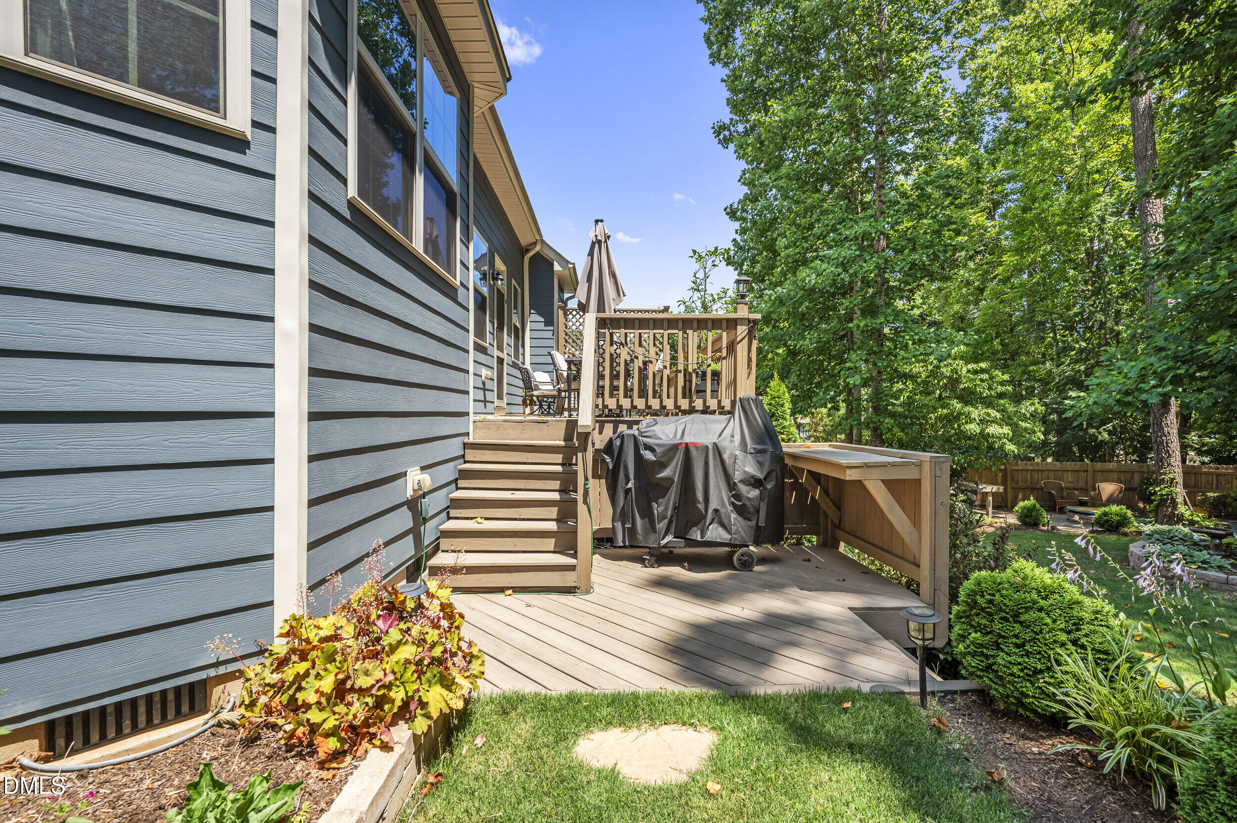 main property photo 44