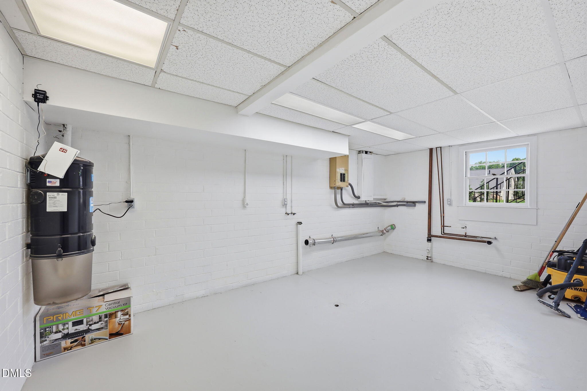 main property photo 63