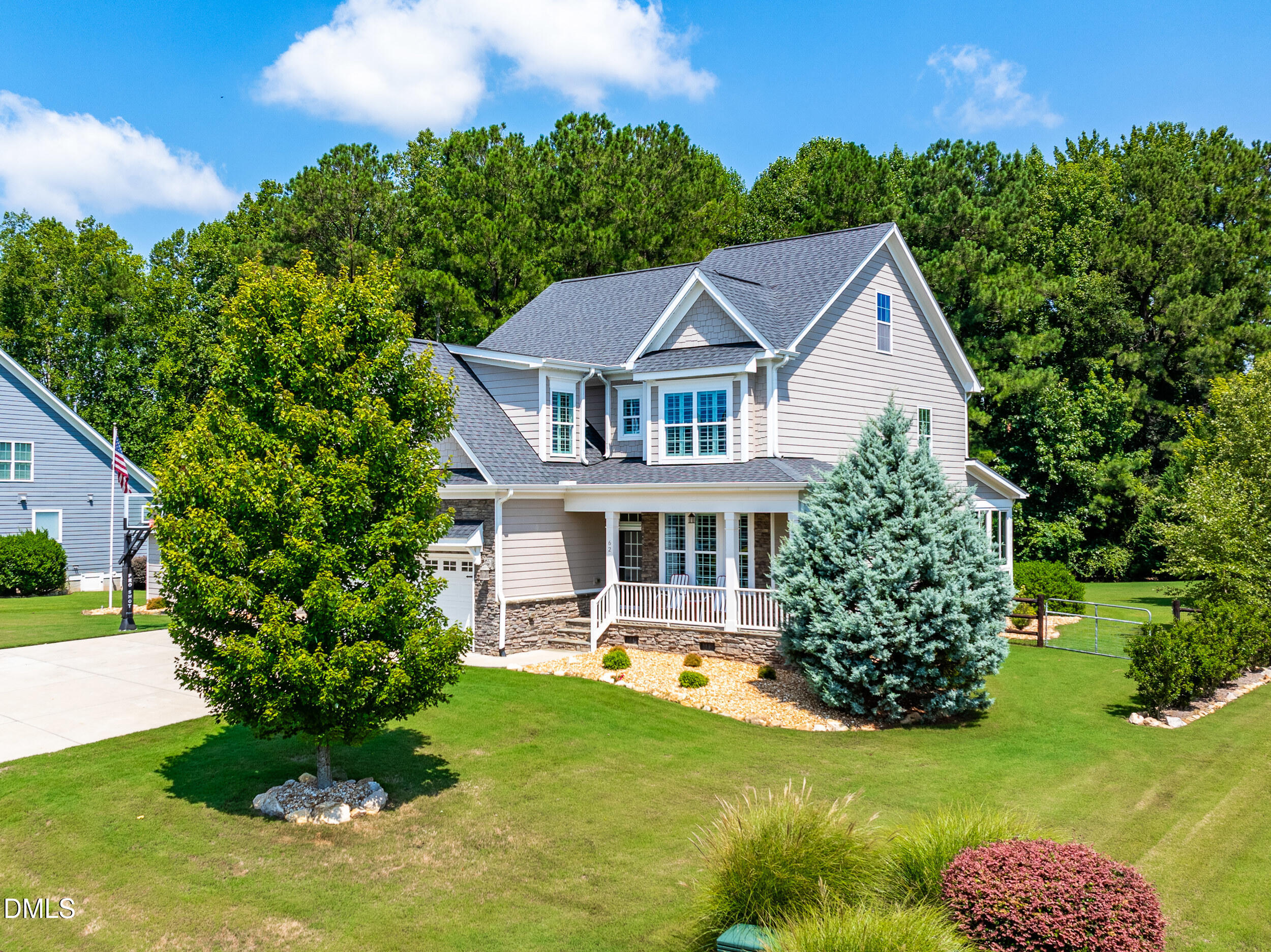 main property photo 3