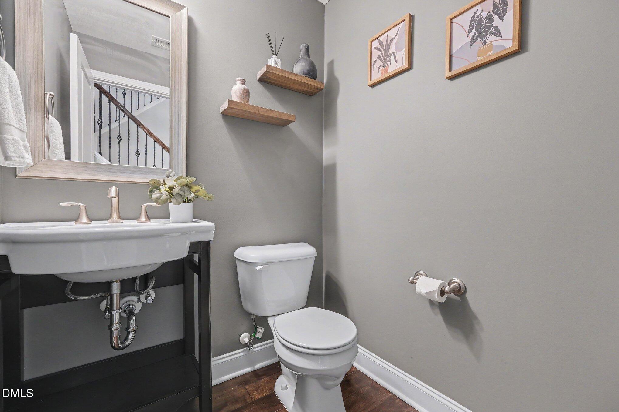main property photo 10
