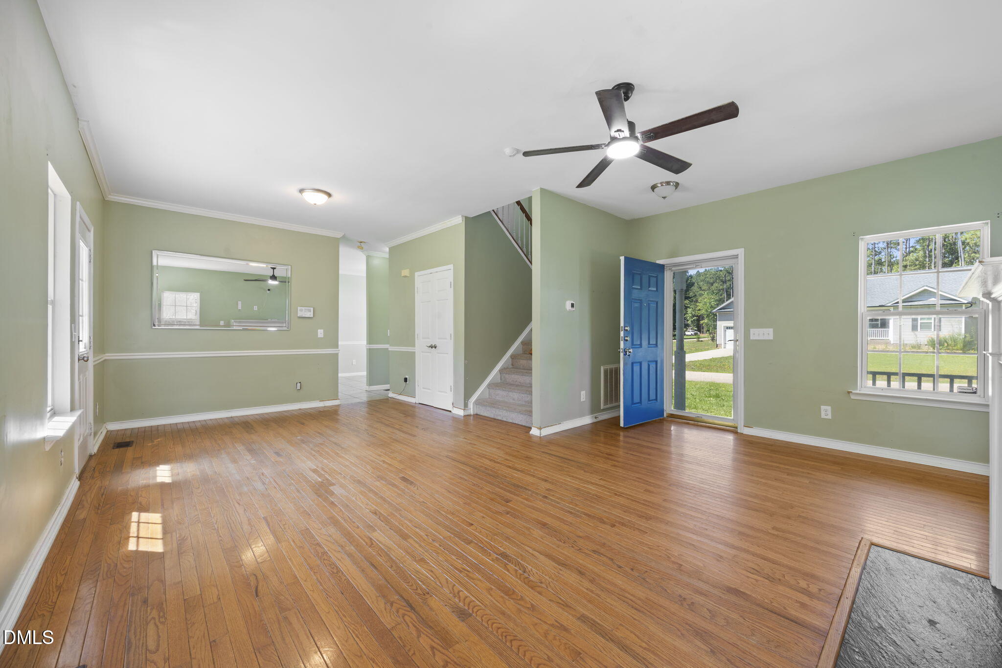 main property photo 12