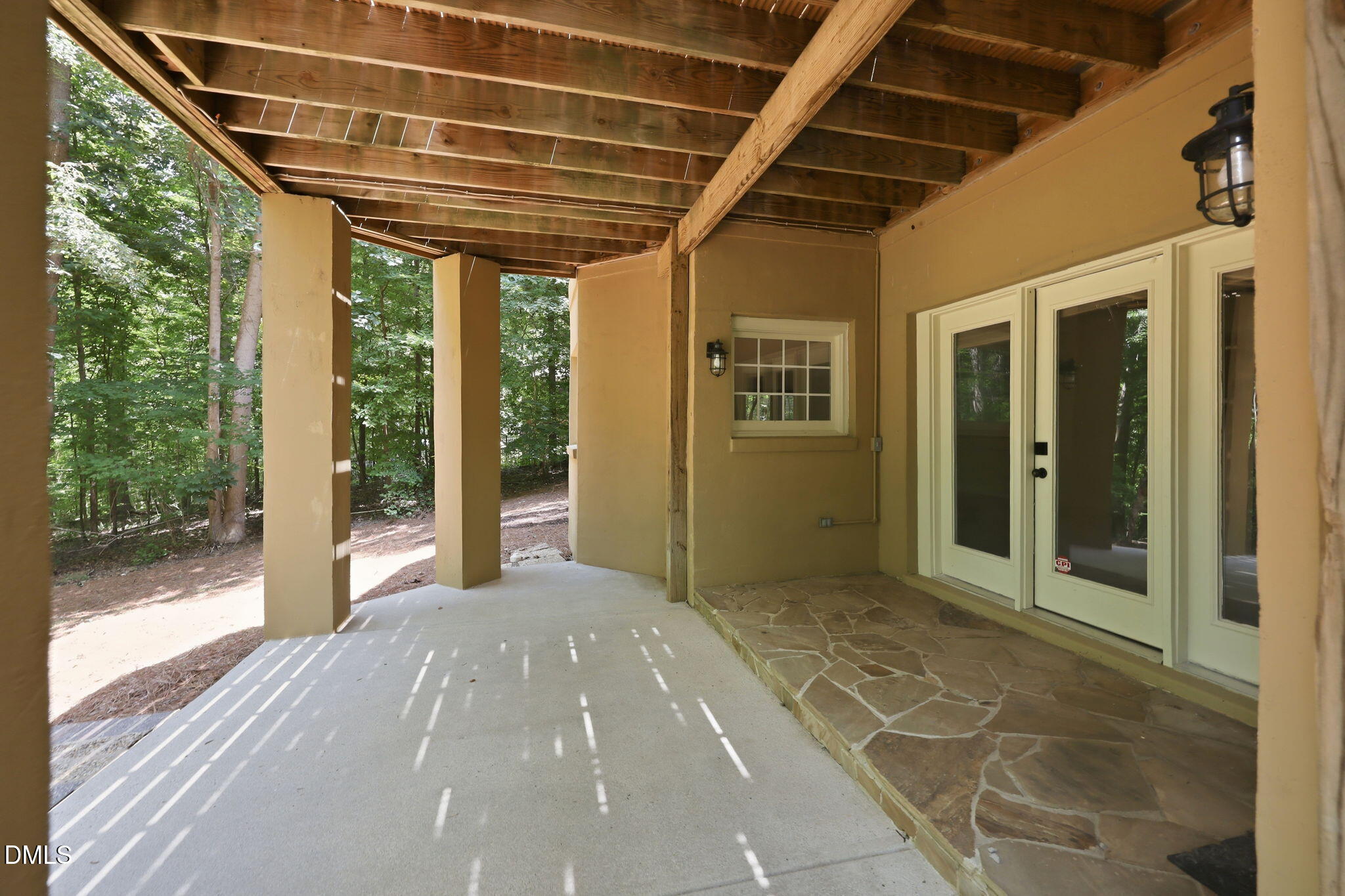 main property photo 36