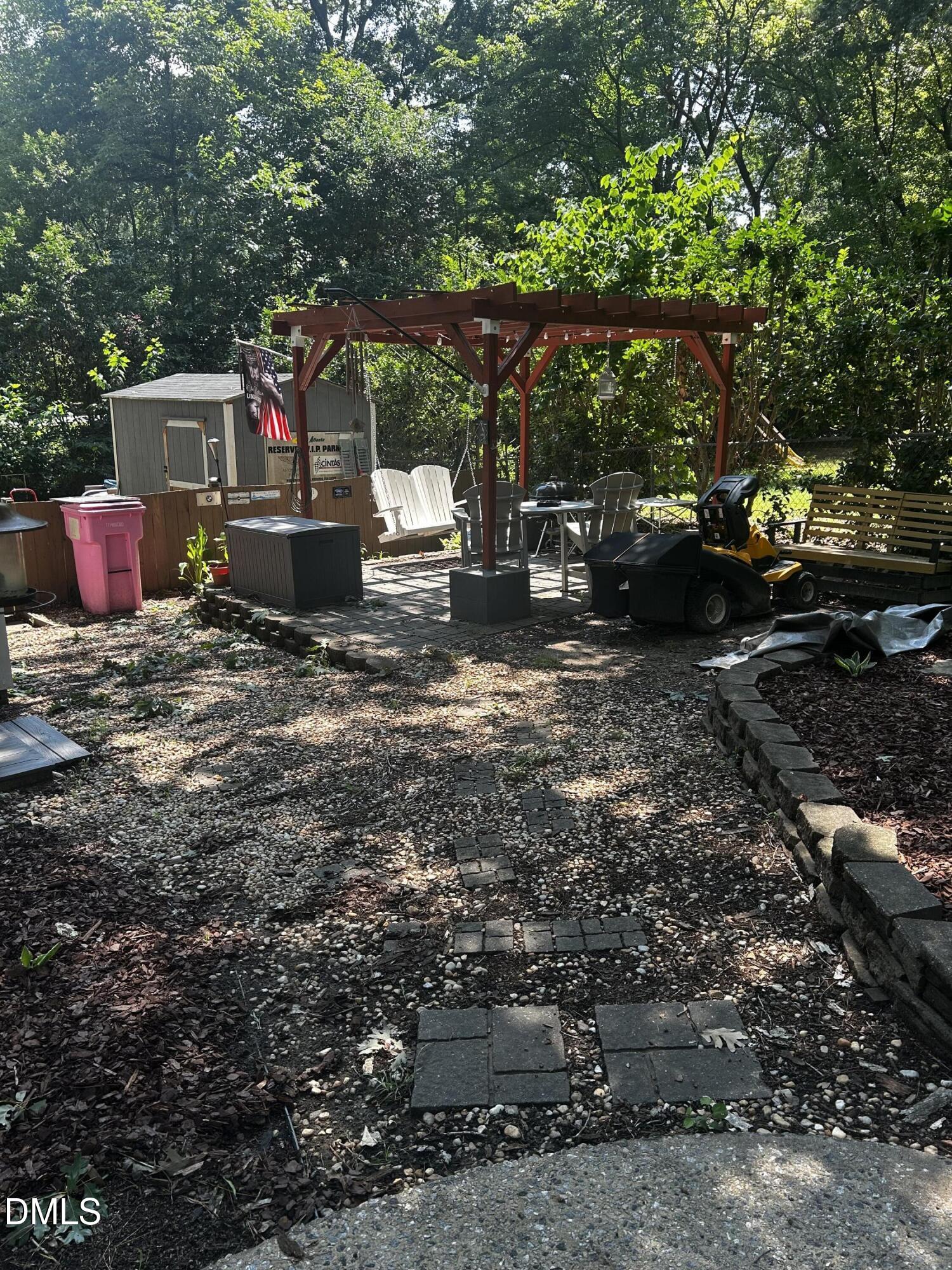 main property photo 31