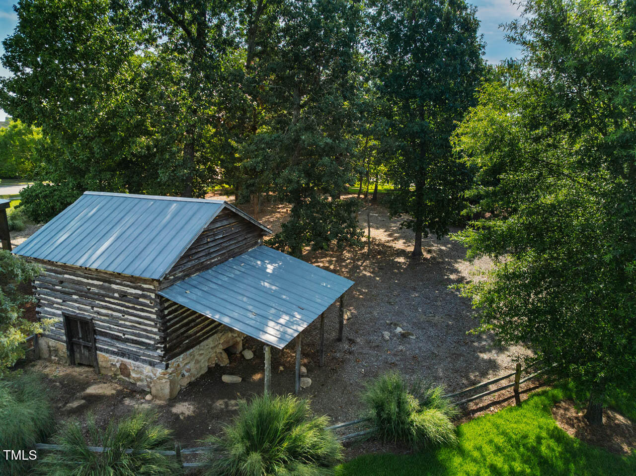 main property photo 64