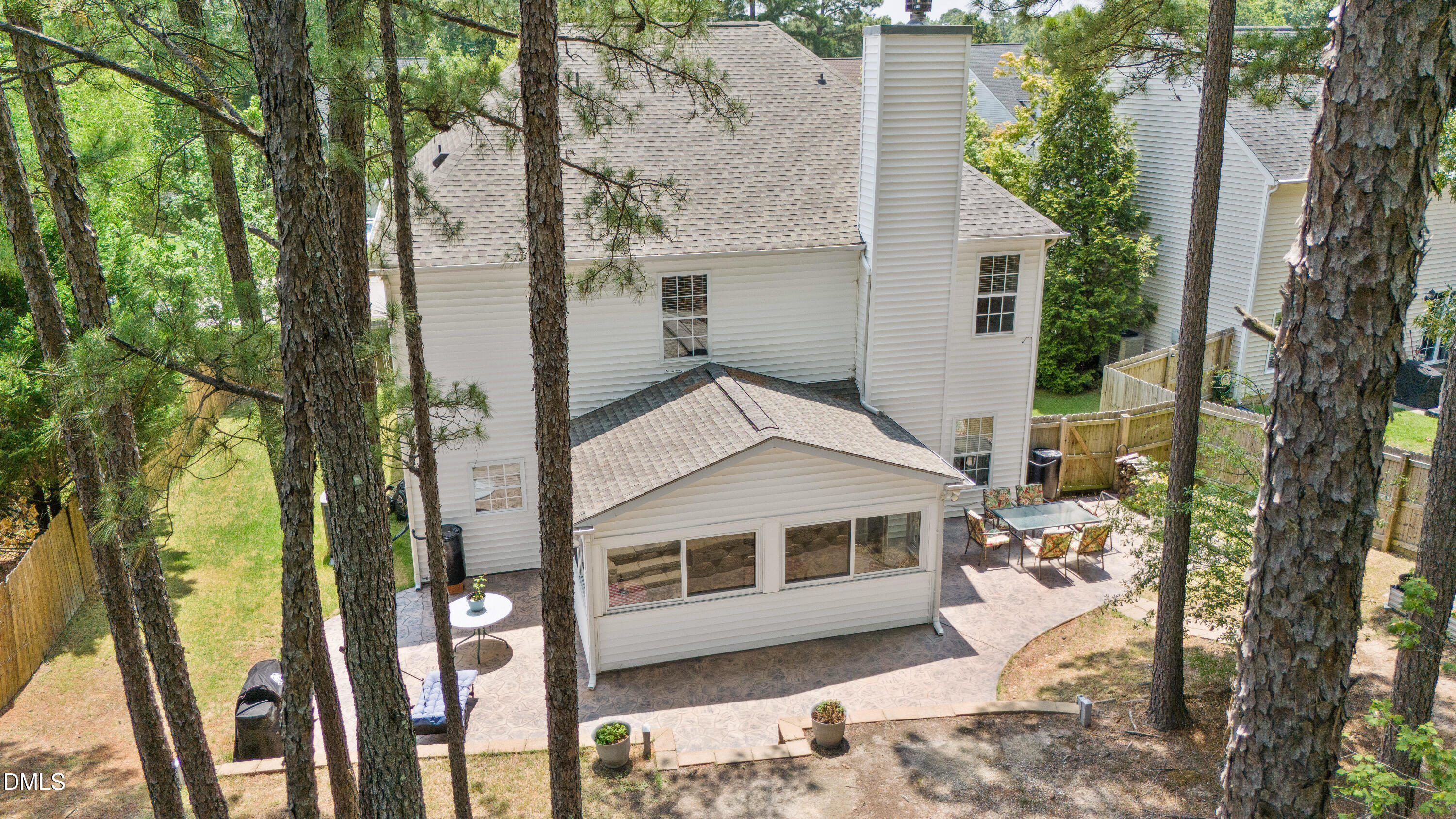main property photo 31