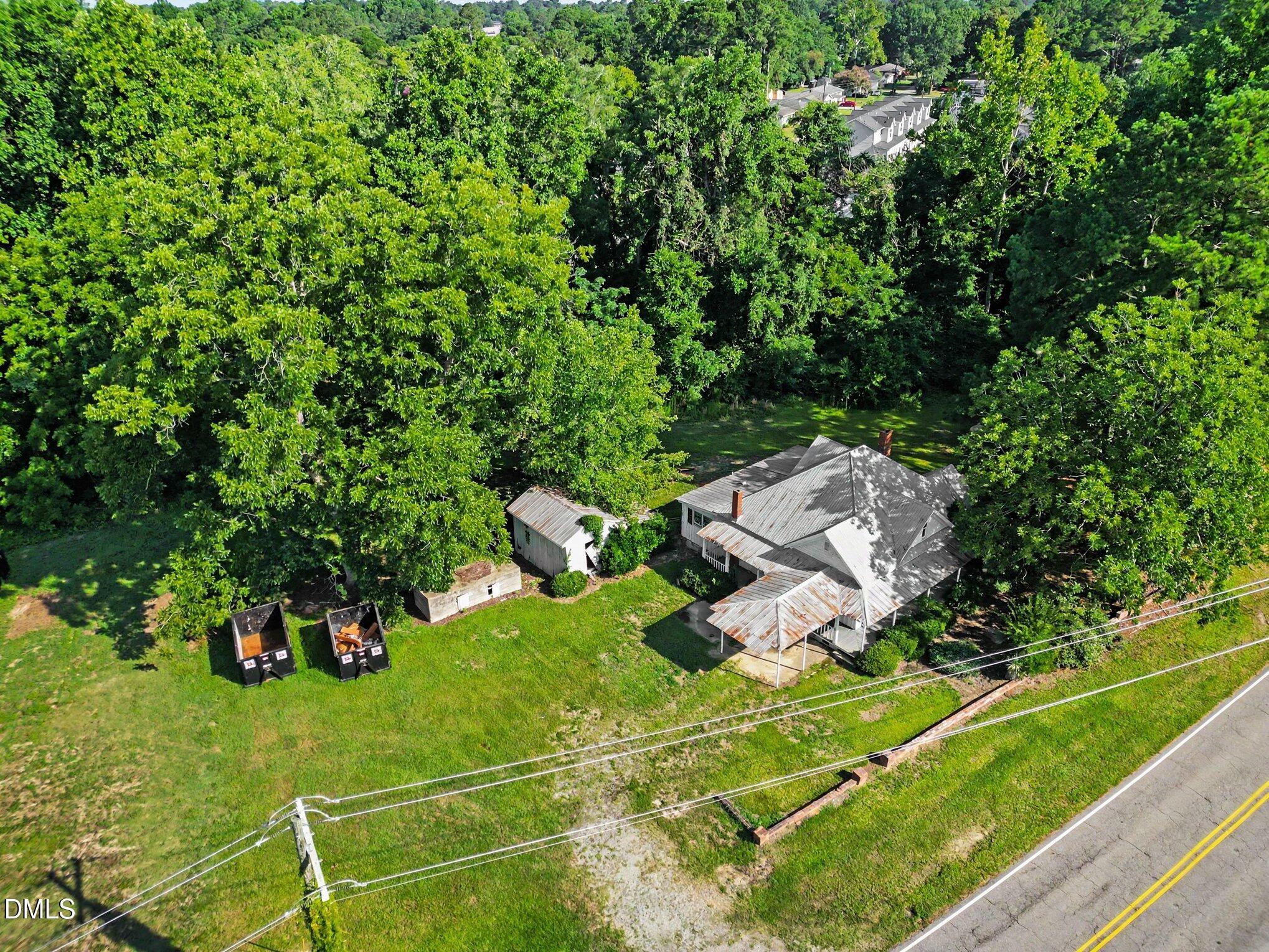 main property photo 10