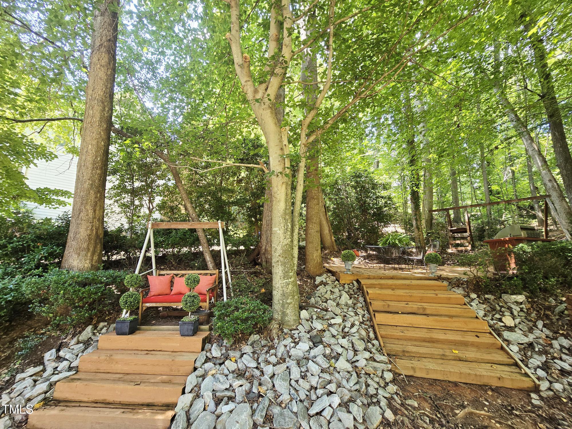 main property photo 89