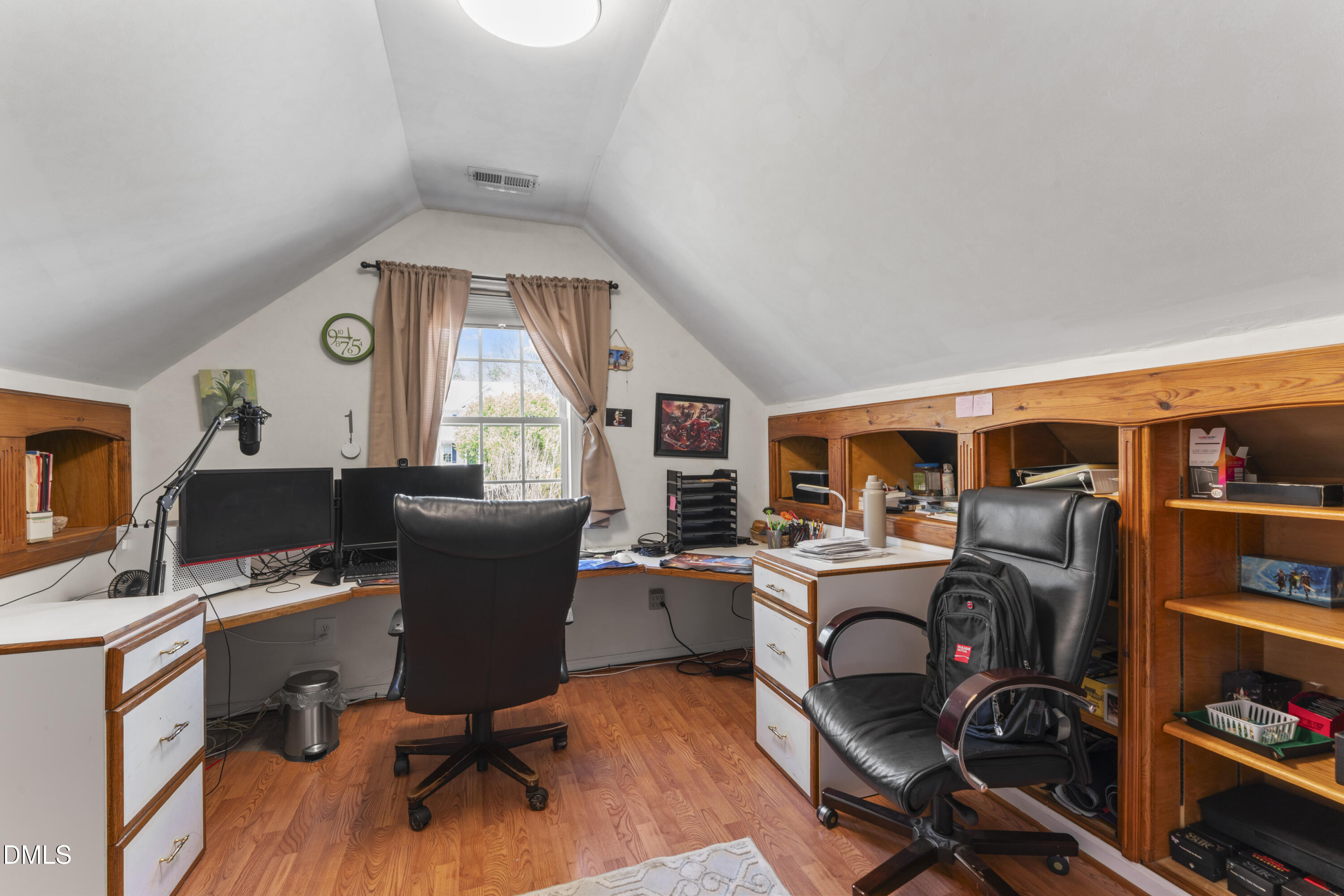 main property photo 26