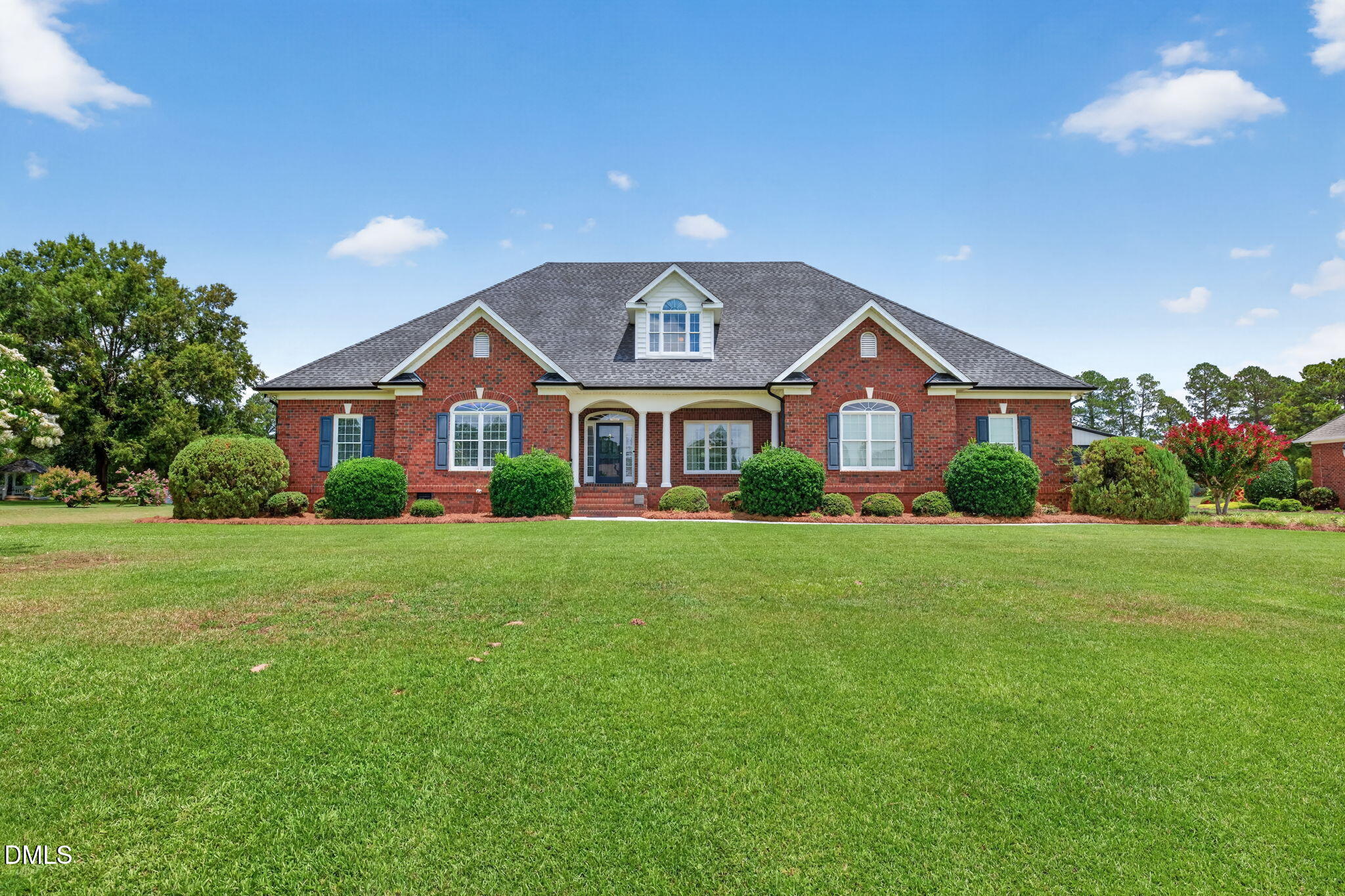 main property photo 3