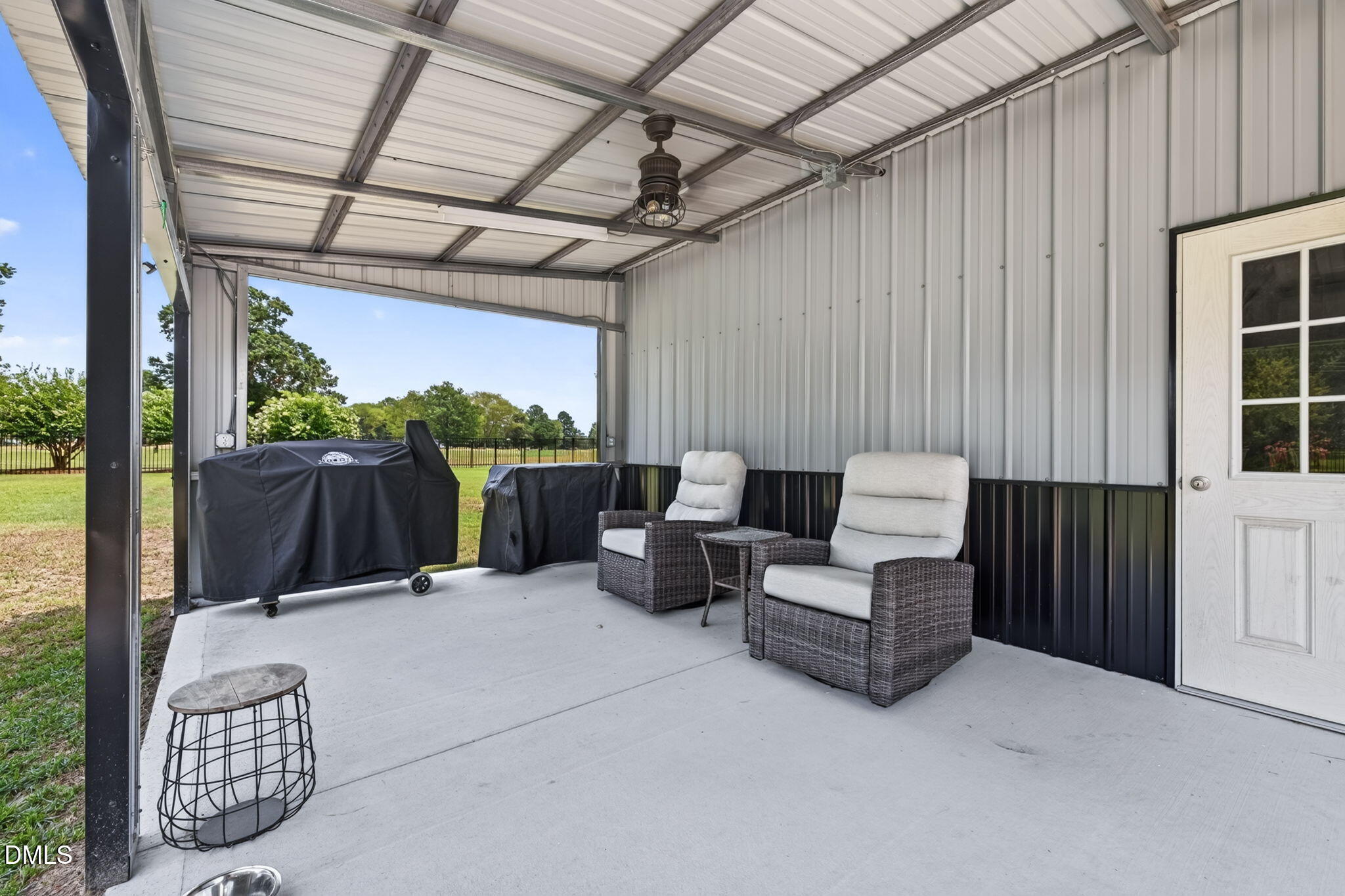main property photo 46