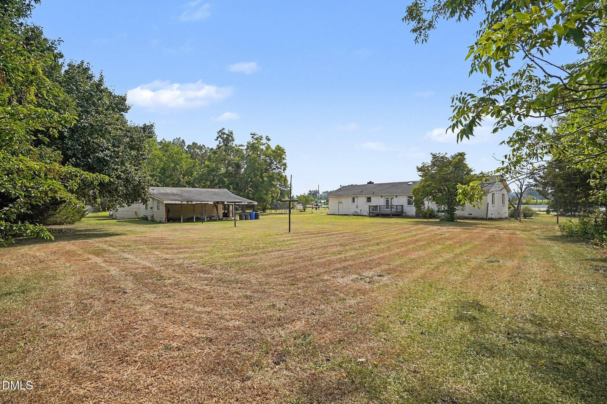 main property photo 28
