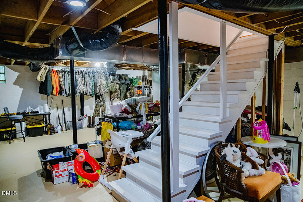 main property photo 88