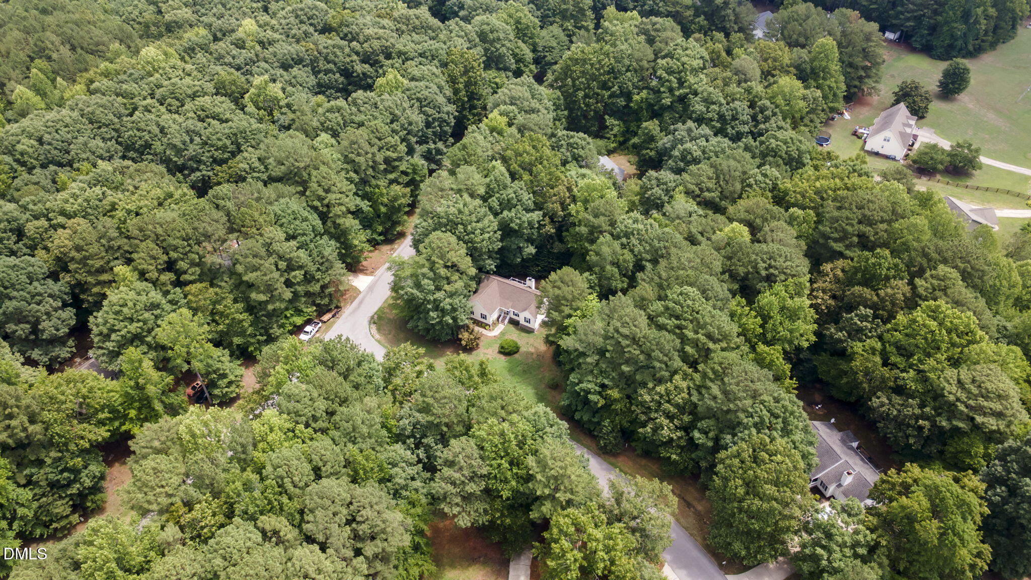 main property photo 40