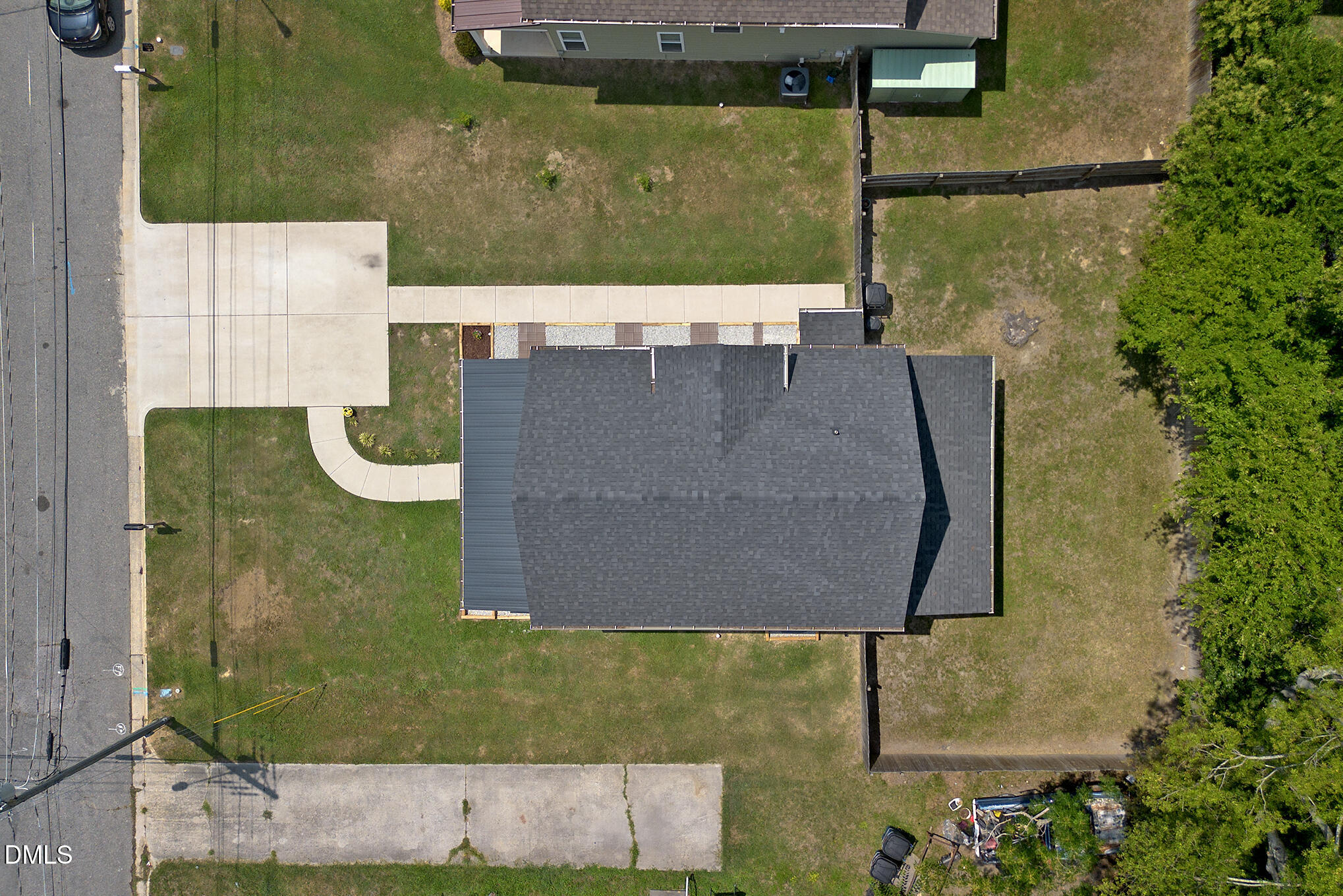 main property photo 74