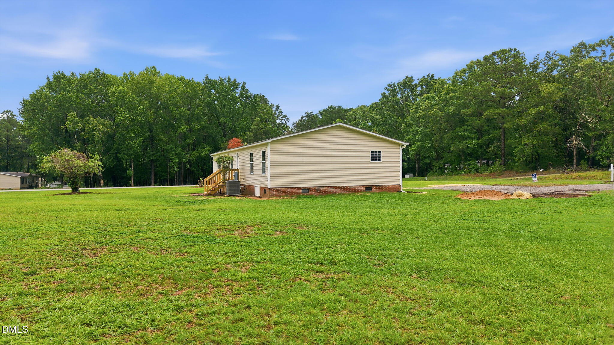 main property photo 38