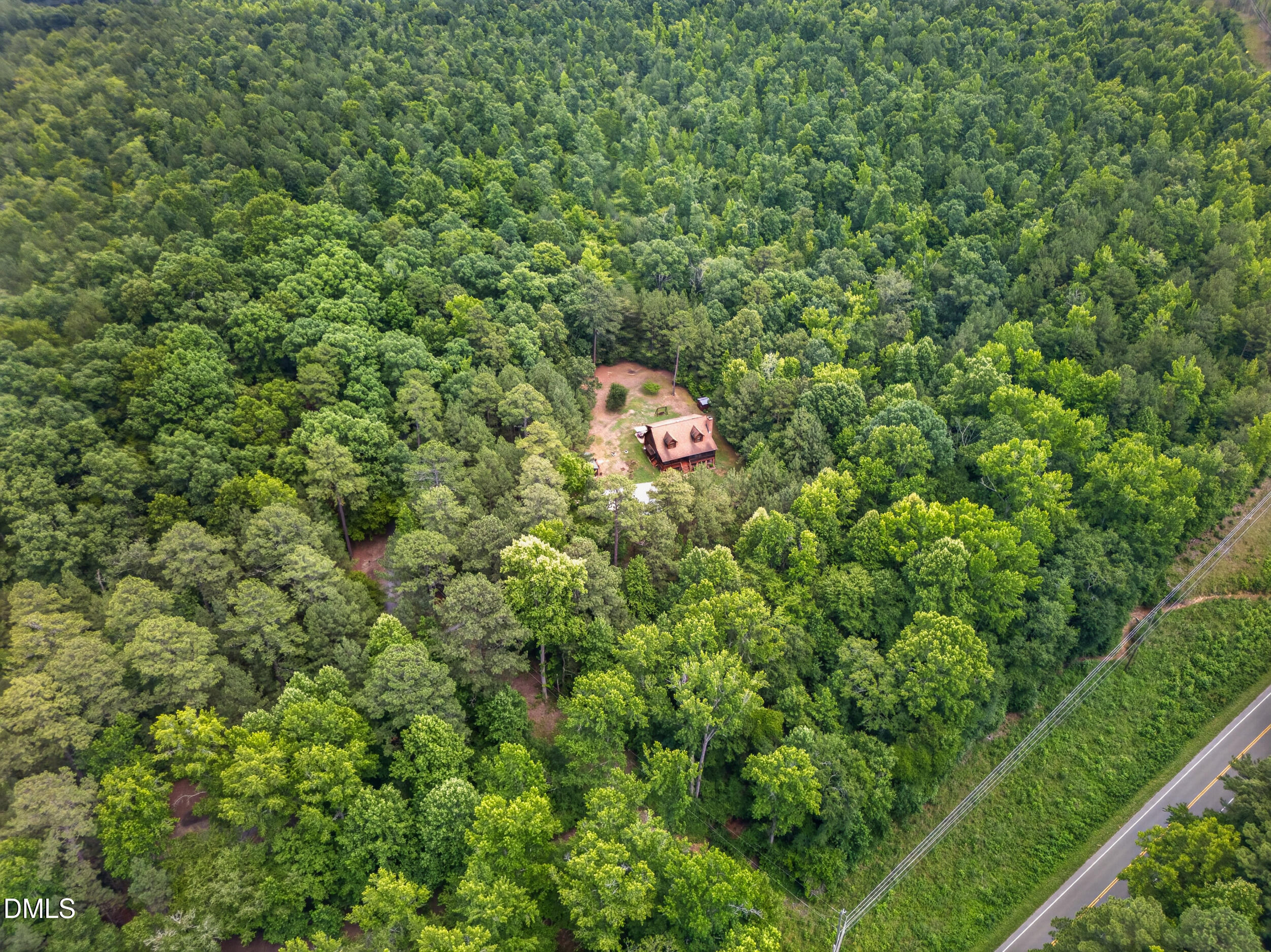 main property photo 40