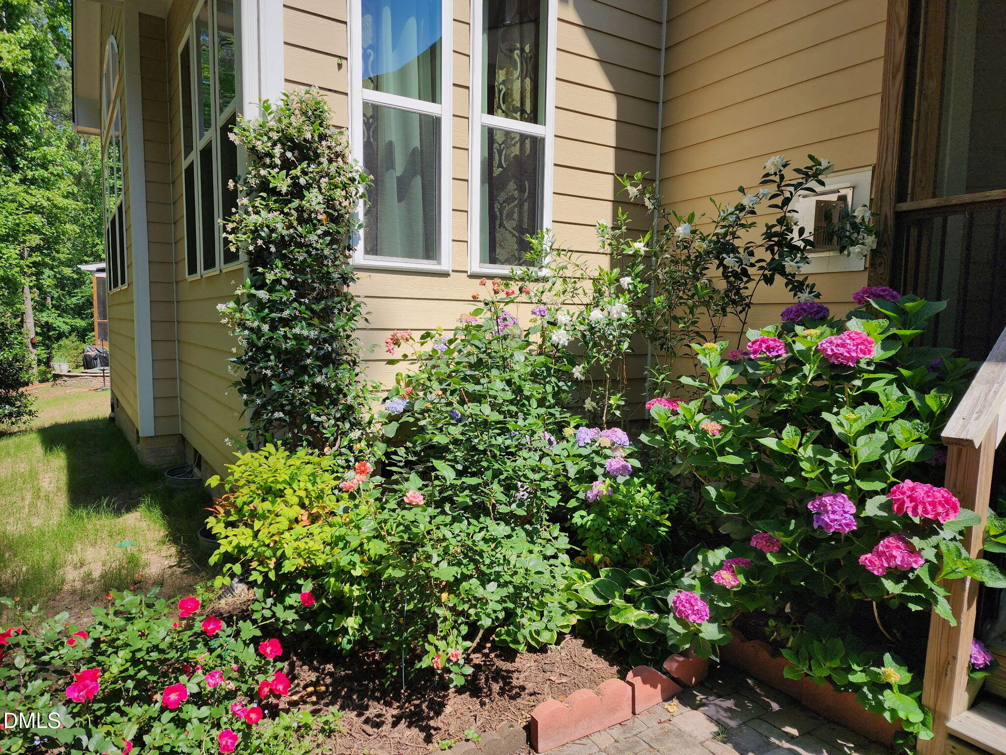 main property photo 70