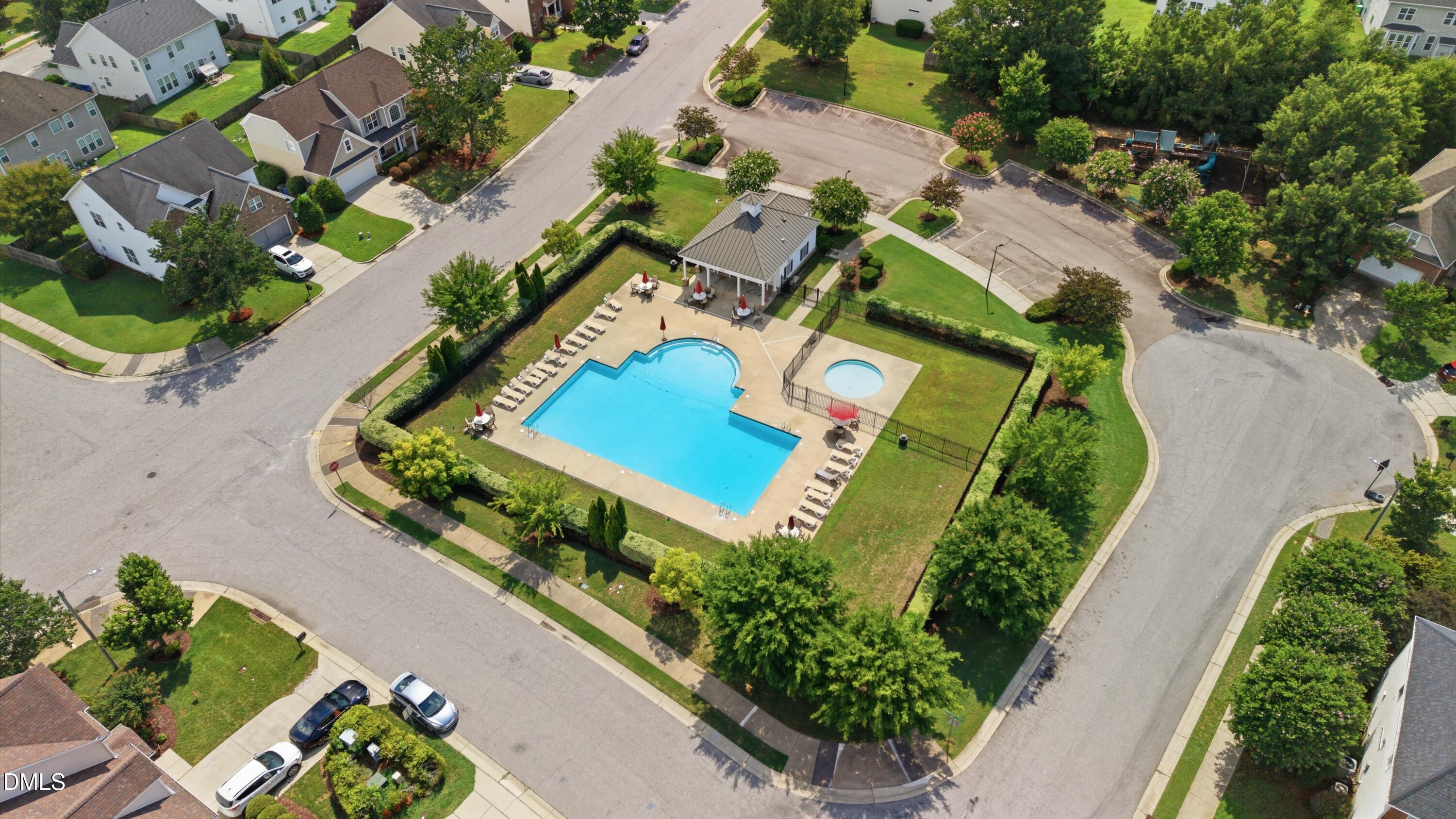 main property photo 59