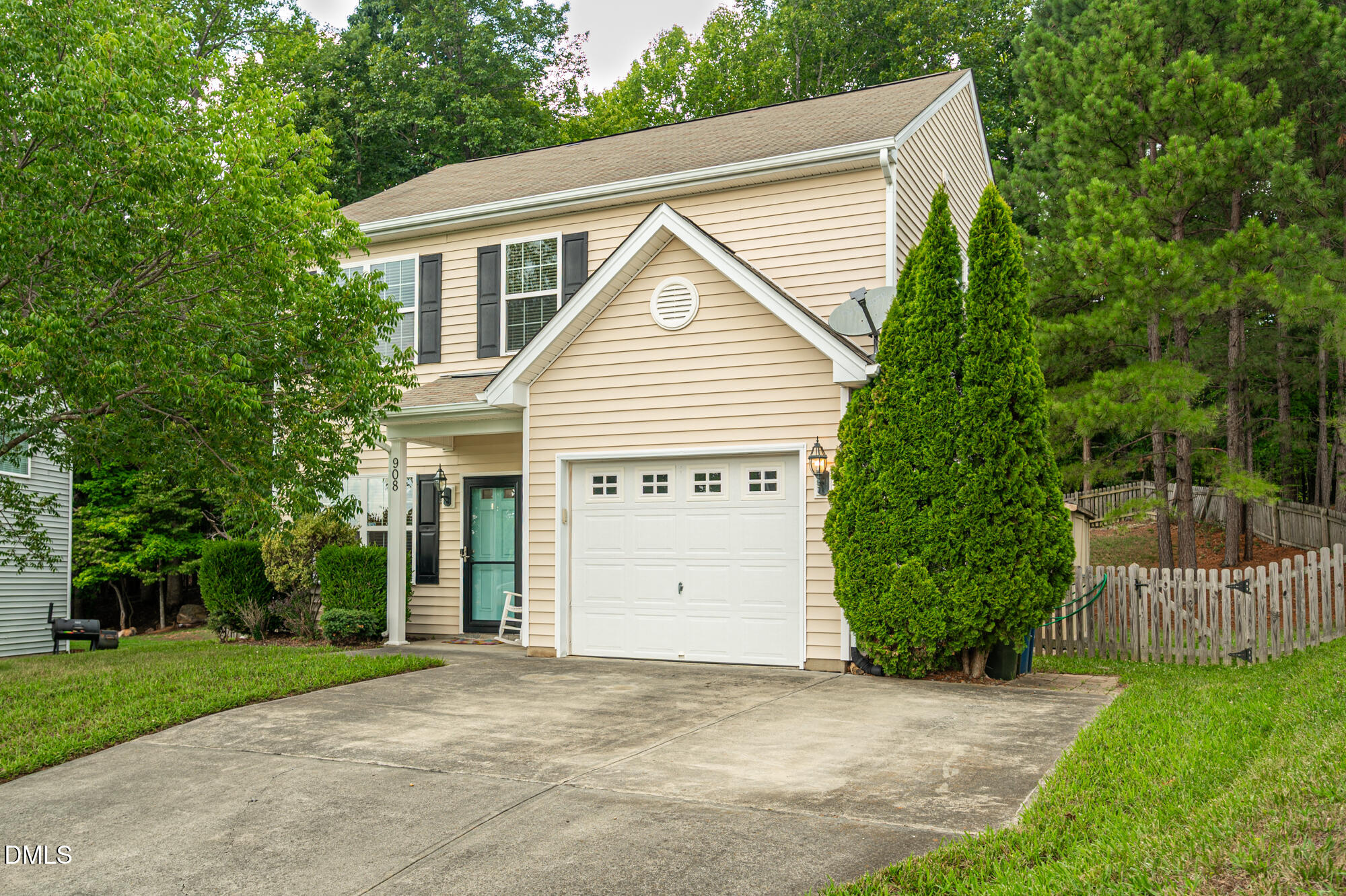 main property photo 1