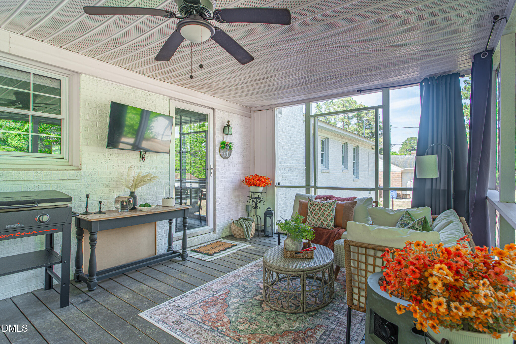main property photo 20