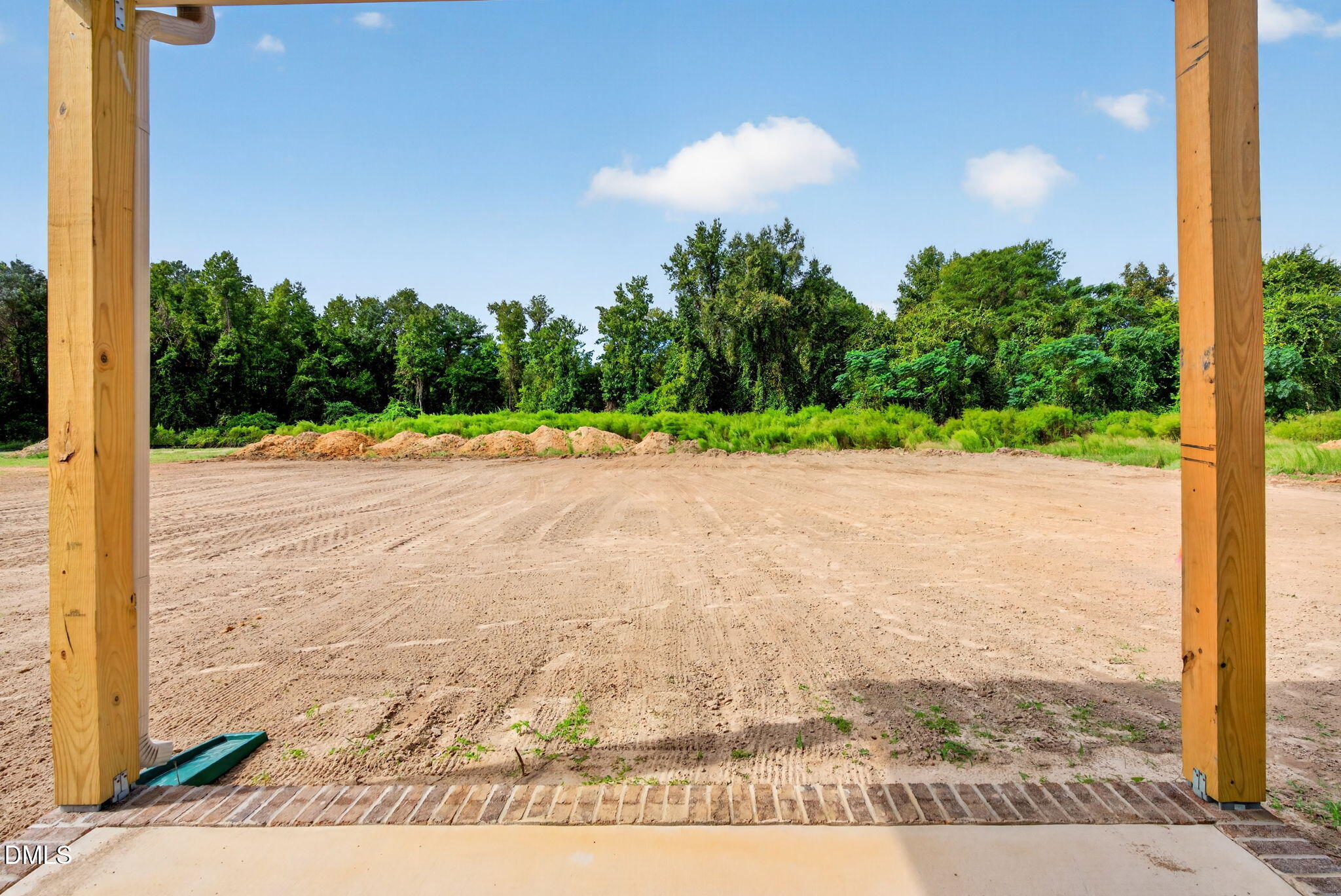 main property photo 26