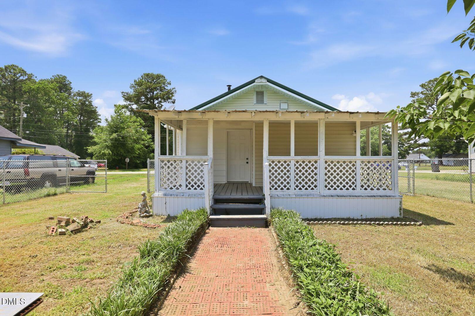 main property photo 1