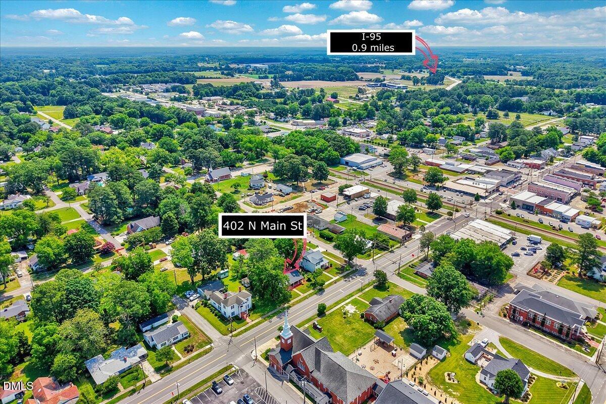 main property photo 38