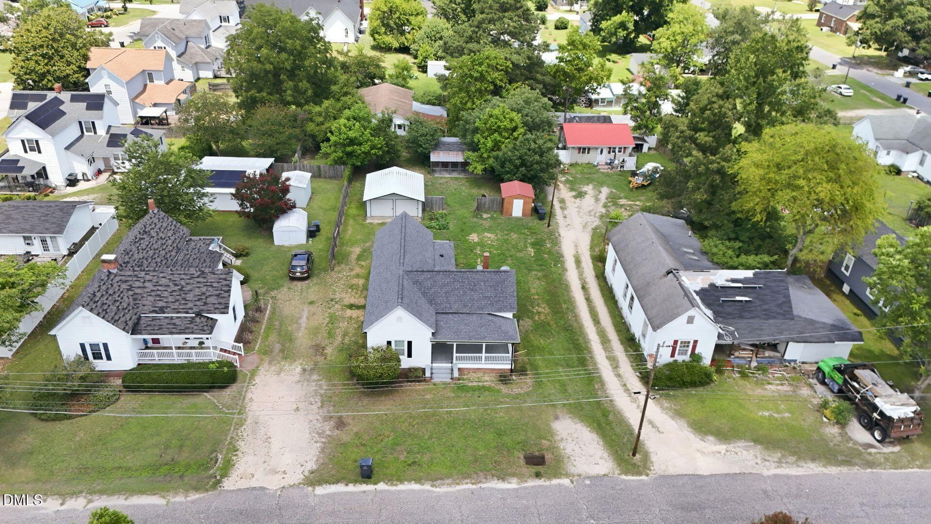 main property photo 37