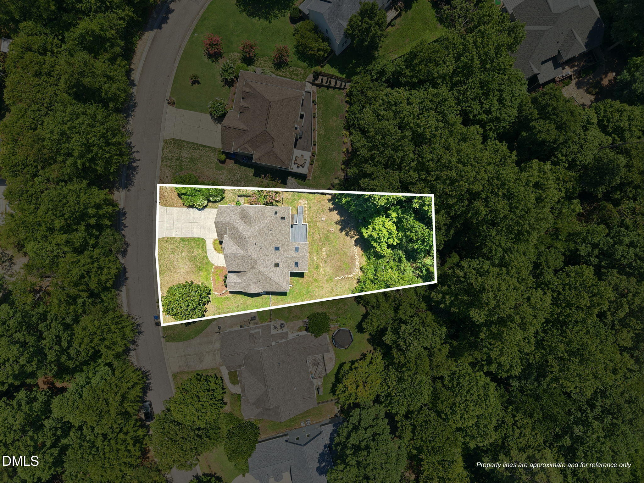 main property photo 39