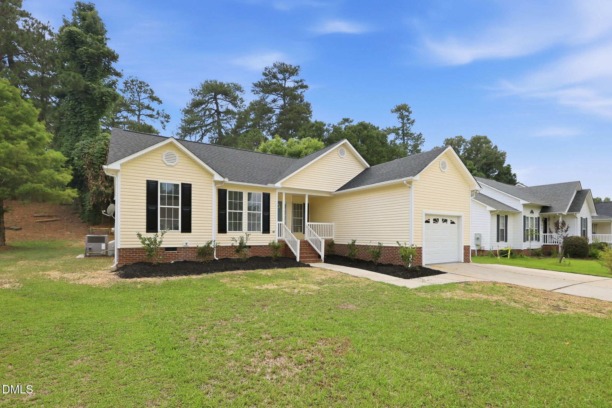 main property photo 43