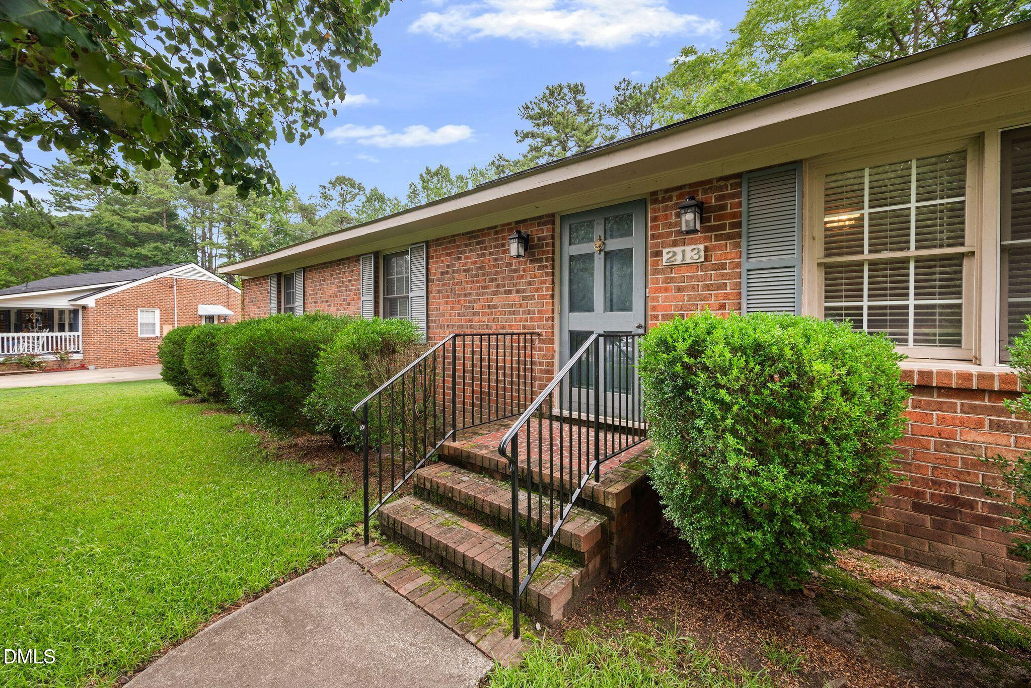 main property photo 3