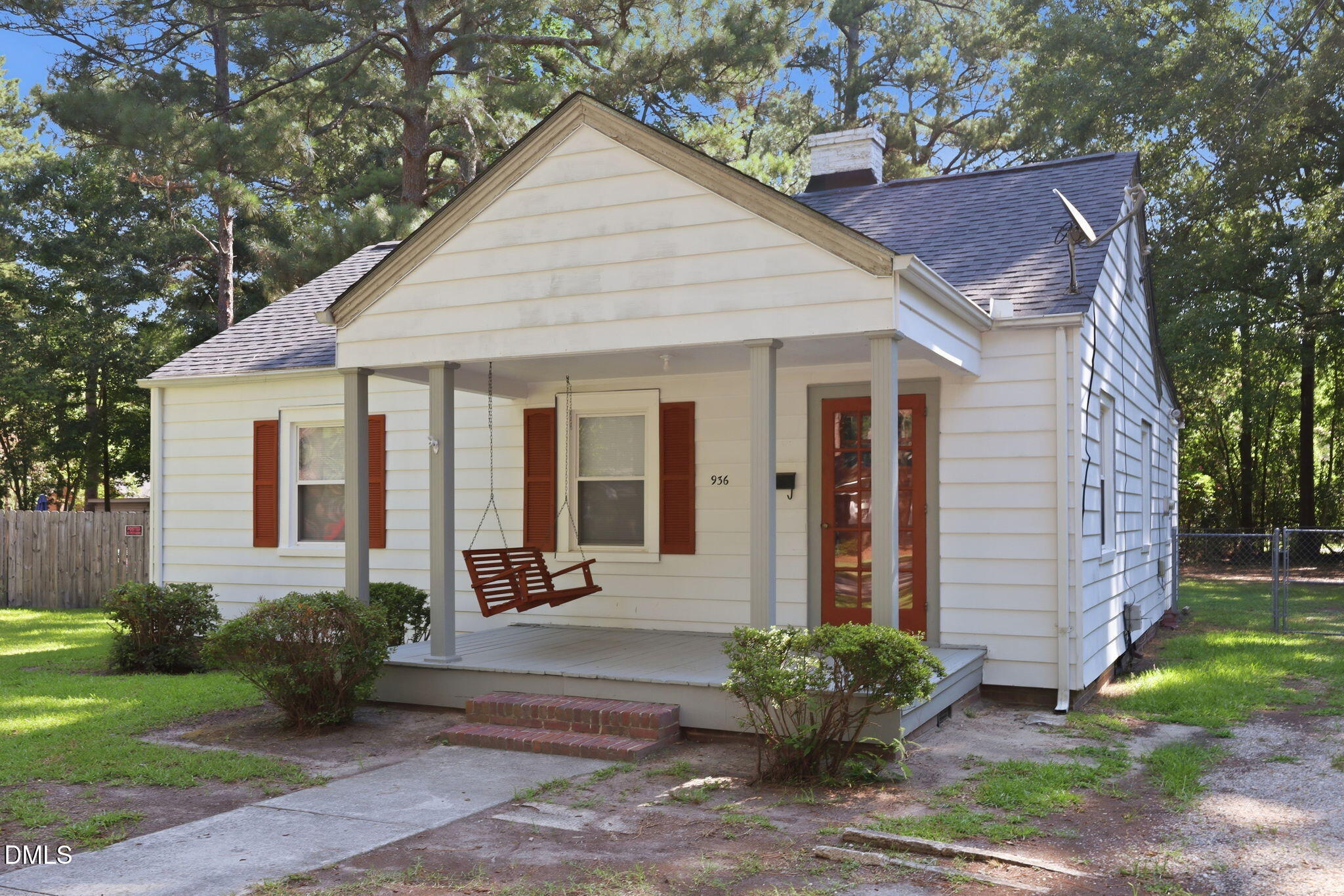 main property photo 3