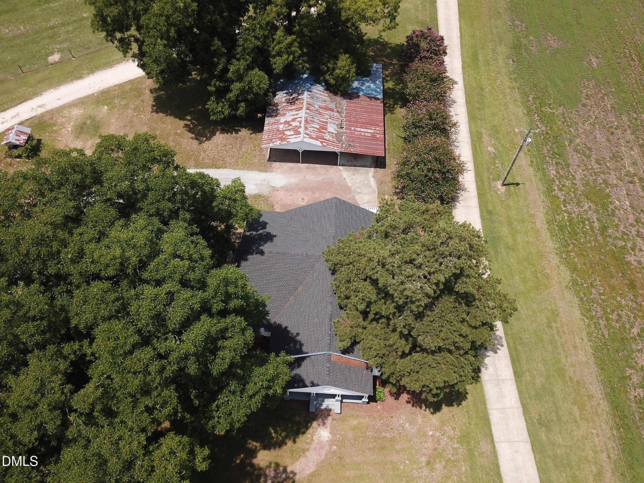 main property photo 26