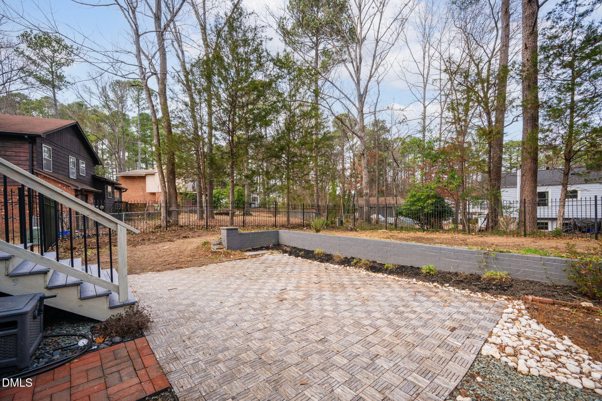 main property photo 42