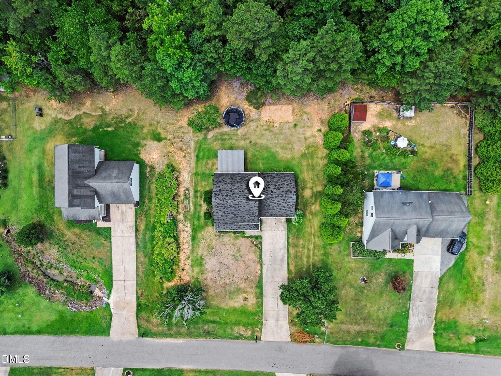 main property photo 33