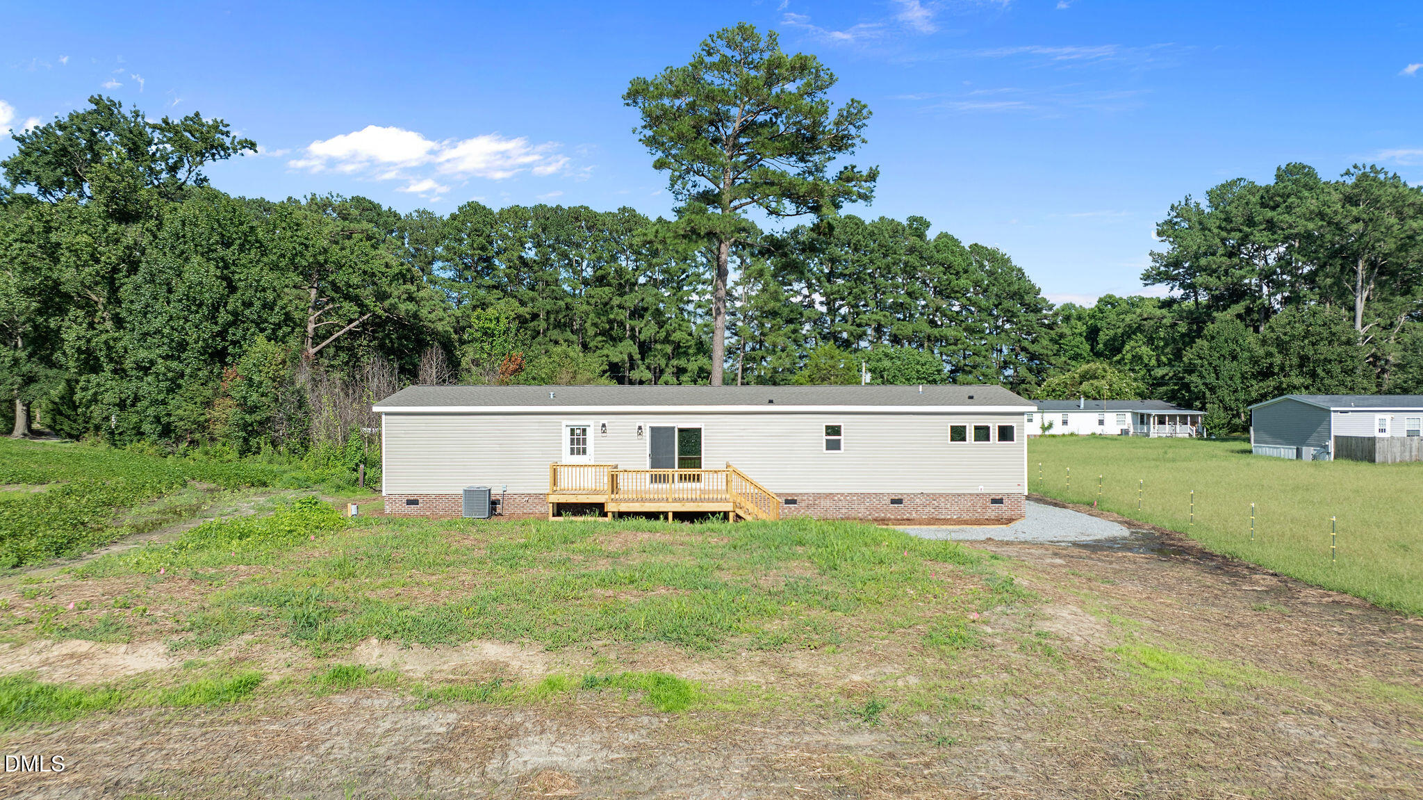 main property photo 31