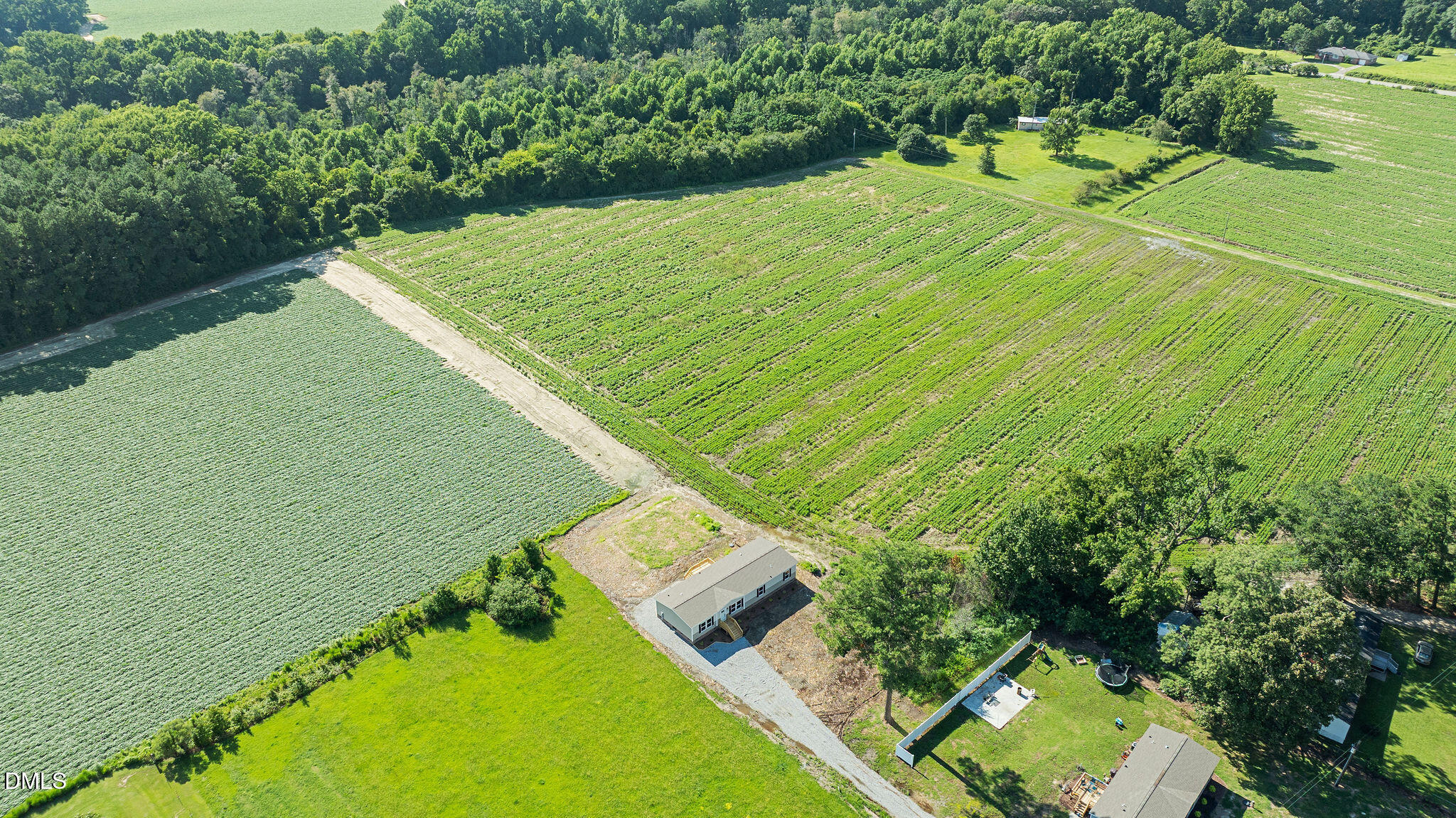 main property photo 33