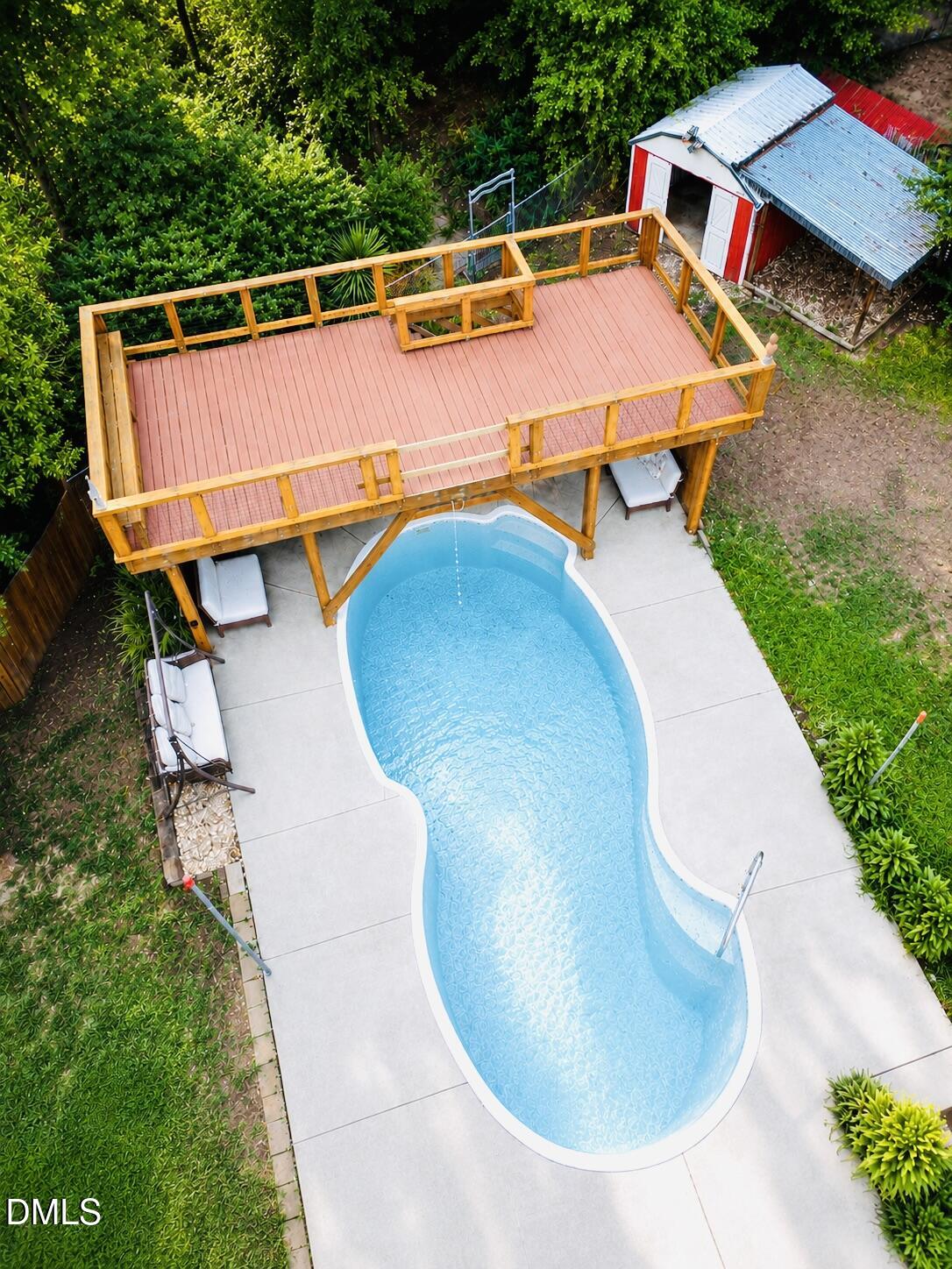 main property photo 70