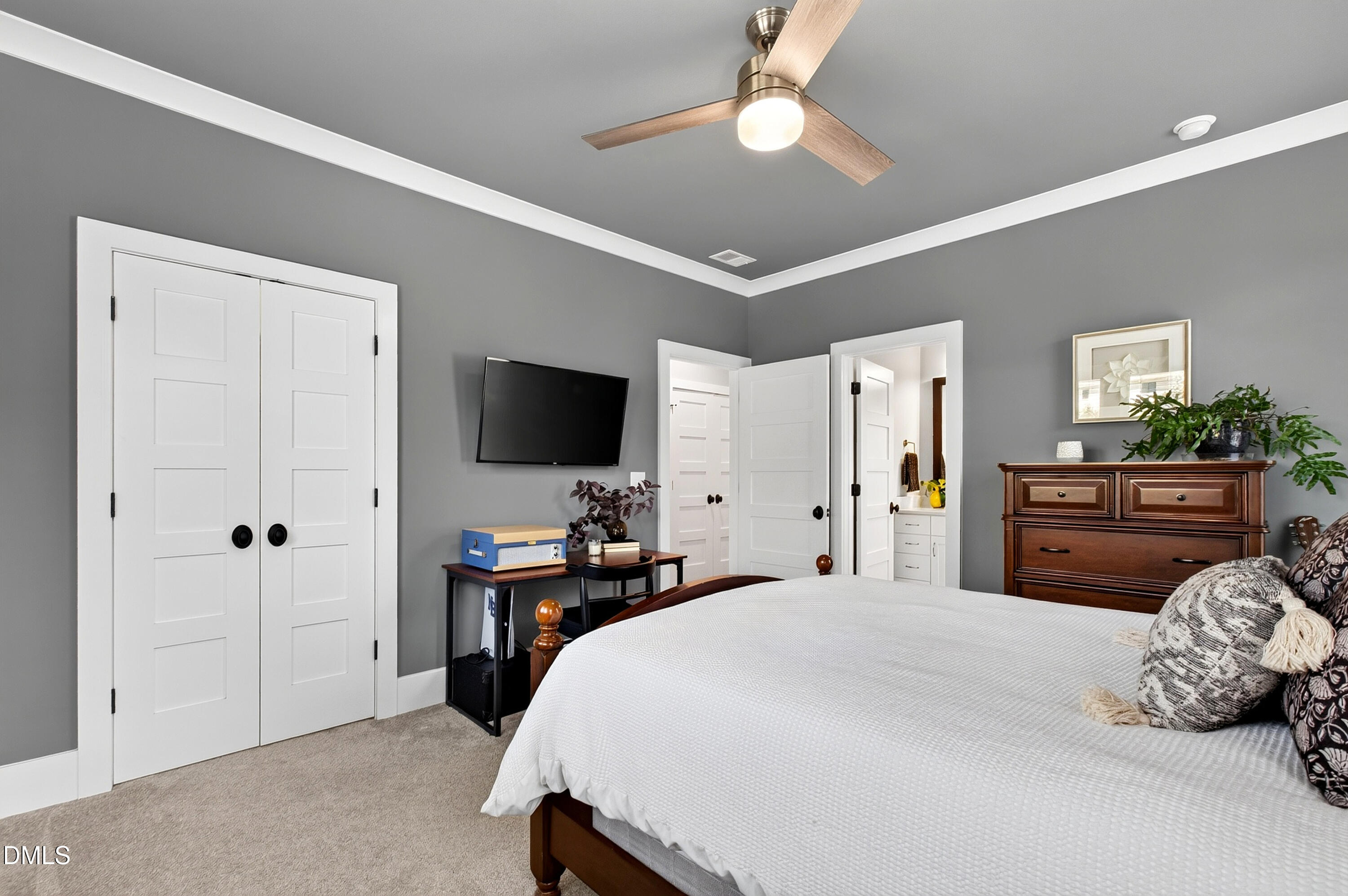 main property photo 53