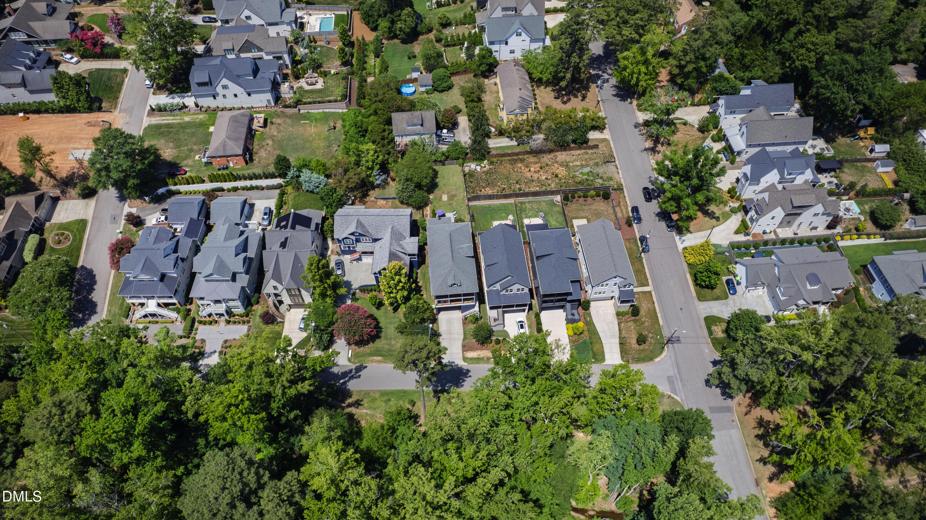 main property photo 76