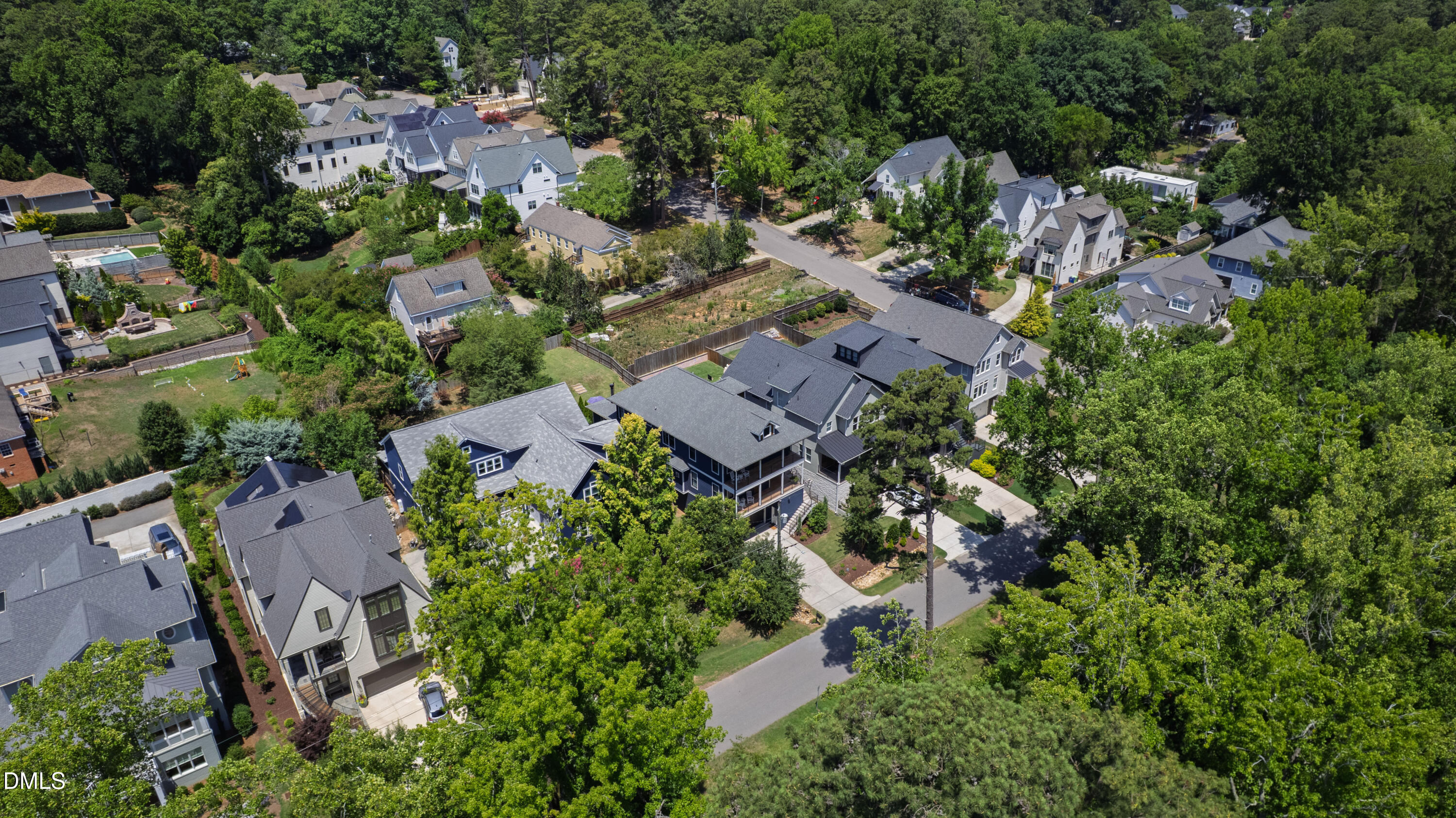 main property photo 78